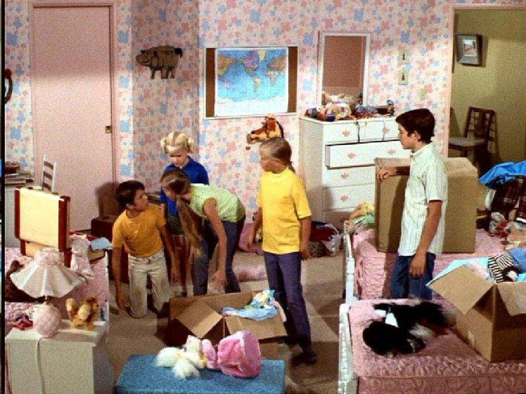 Brady Bunch, five children, floral wallpaper, SD Desktop Wallpaper