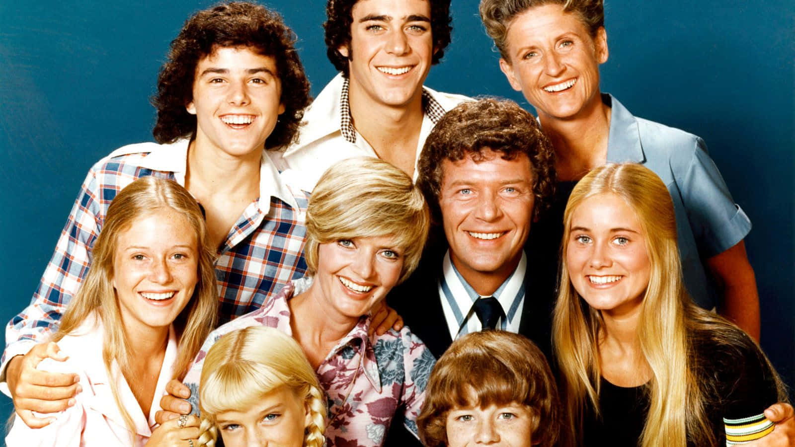 Brady Bunch, 1970s, blue backdrop, HD Desktop Wallpaper
