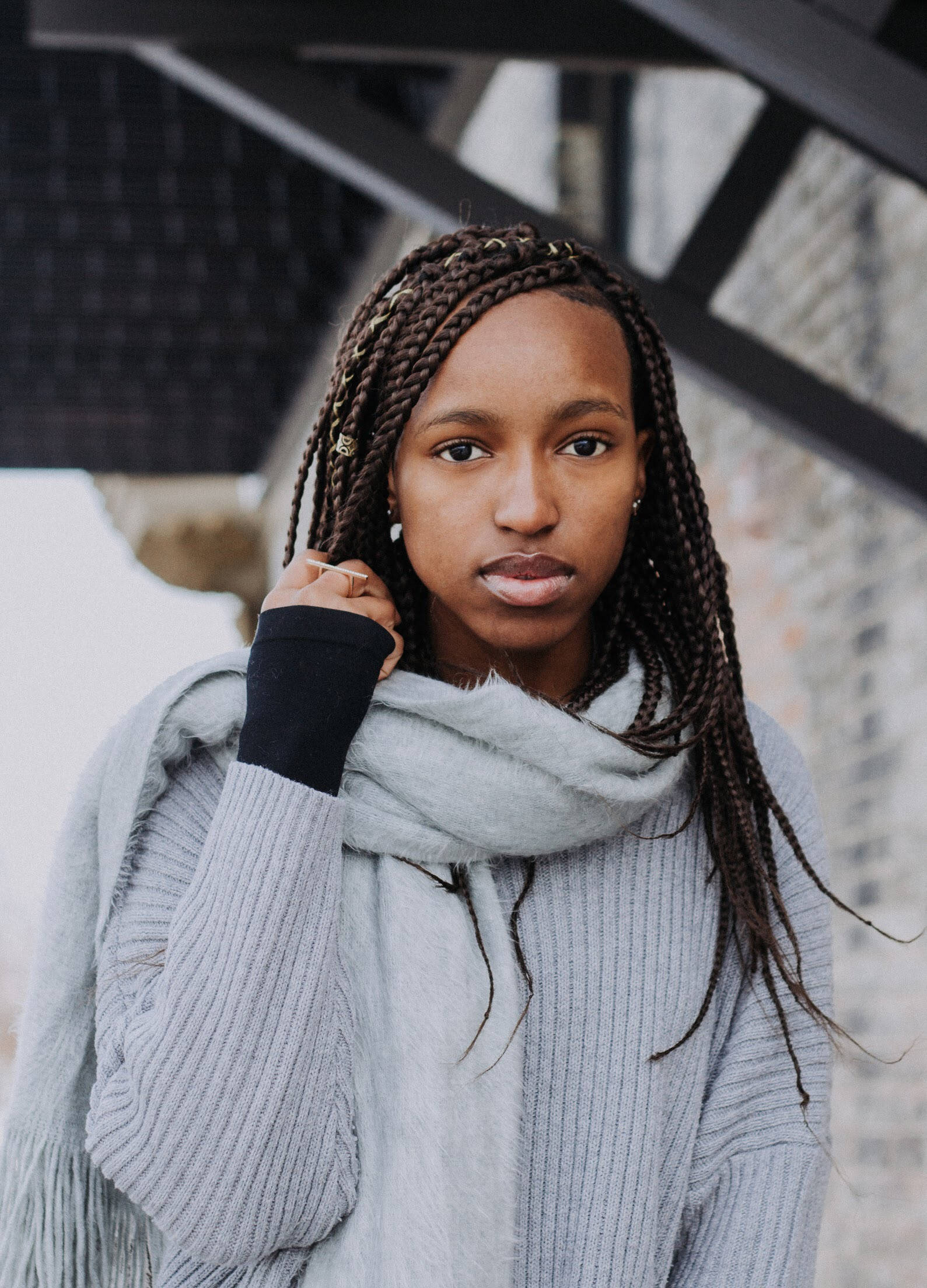 braided hair, light gray scarf, urban backdrop, Full HD Phone Wallpaper