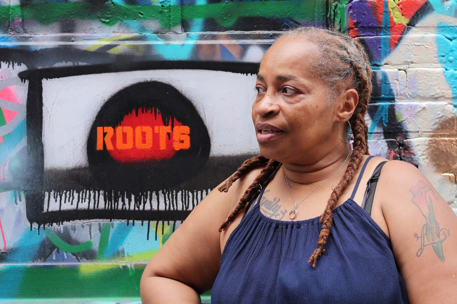 older black woman, braided hair, vibrant graffiti wall, HD Desktop Wallpaper