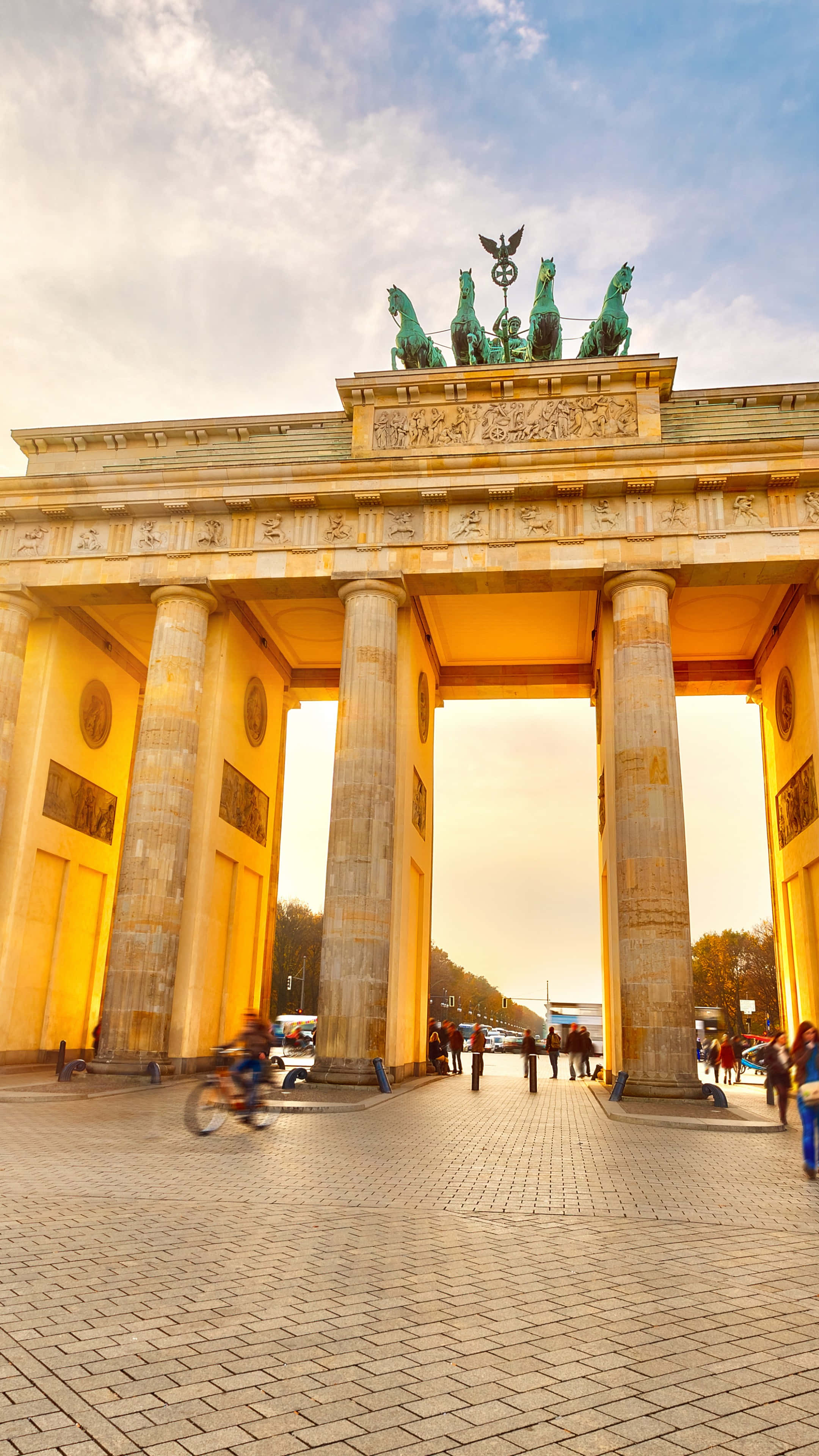 Brandenburg Gate, golden sunset light, quadriga, 4K Phone Wallpaper