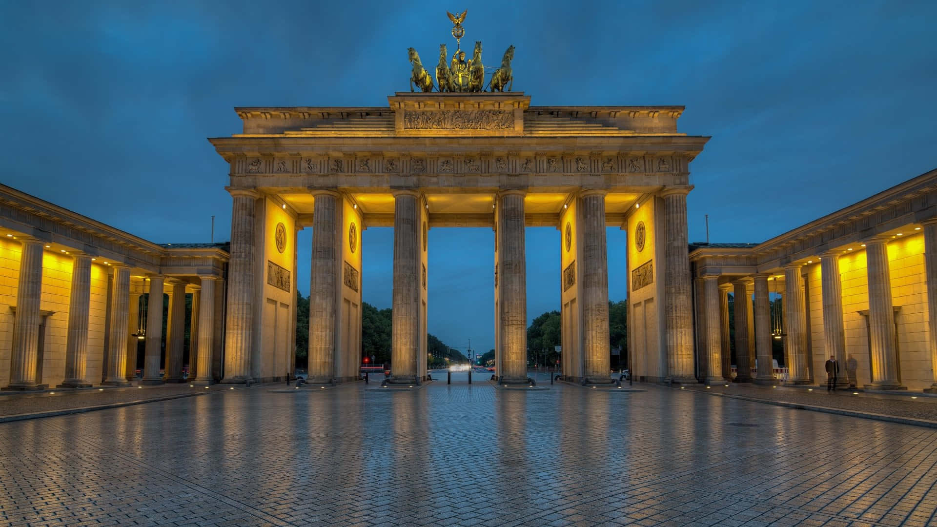 Brandenburg Gate, dusk, golden lights, Full HD Desktop Wallpaper