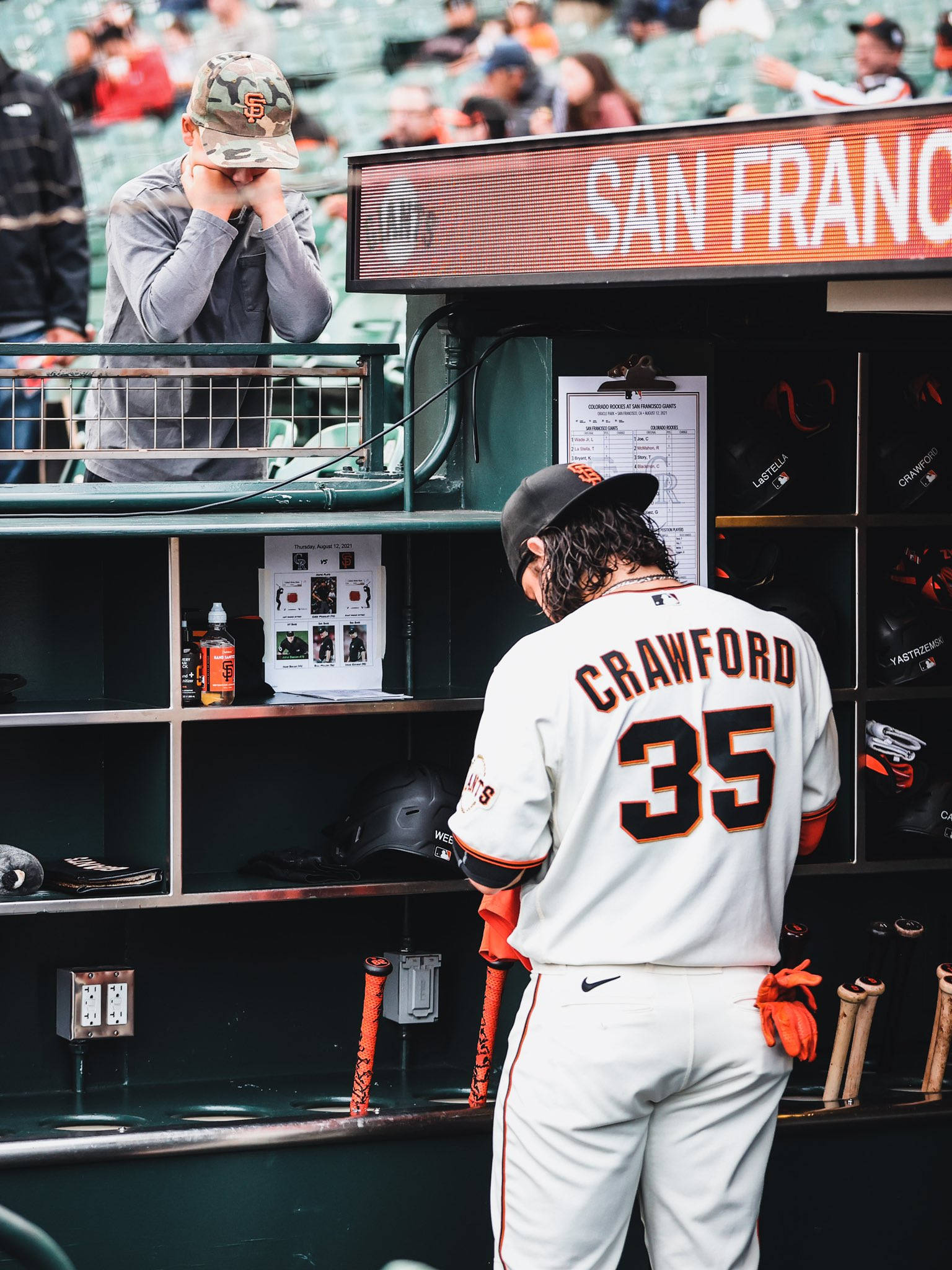 Brandon Crawford, number 35, dugout, Full HD Phone Wallpaper
