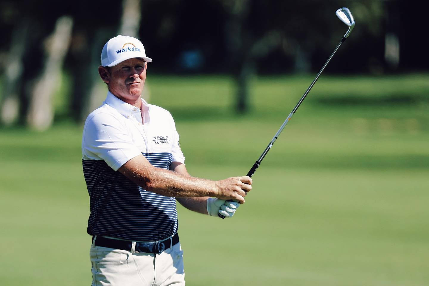 Brandt Snedeker, golf club, white cap, HD Desktop Wallpaper