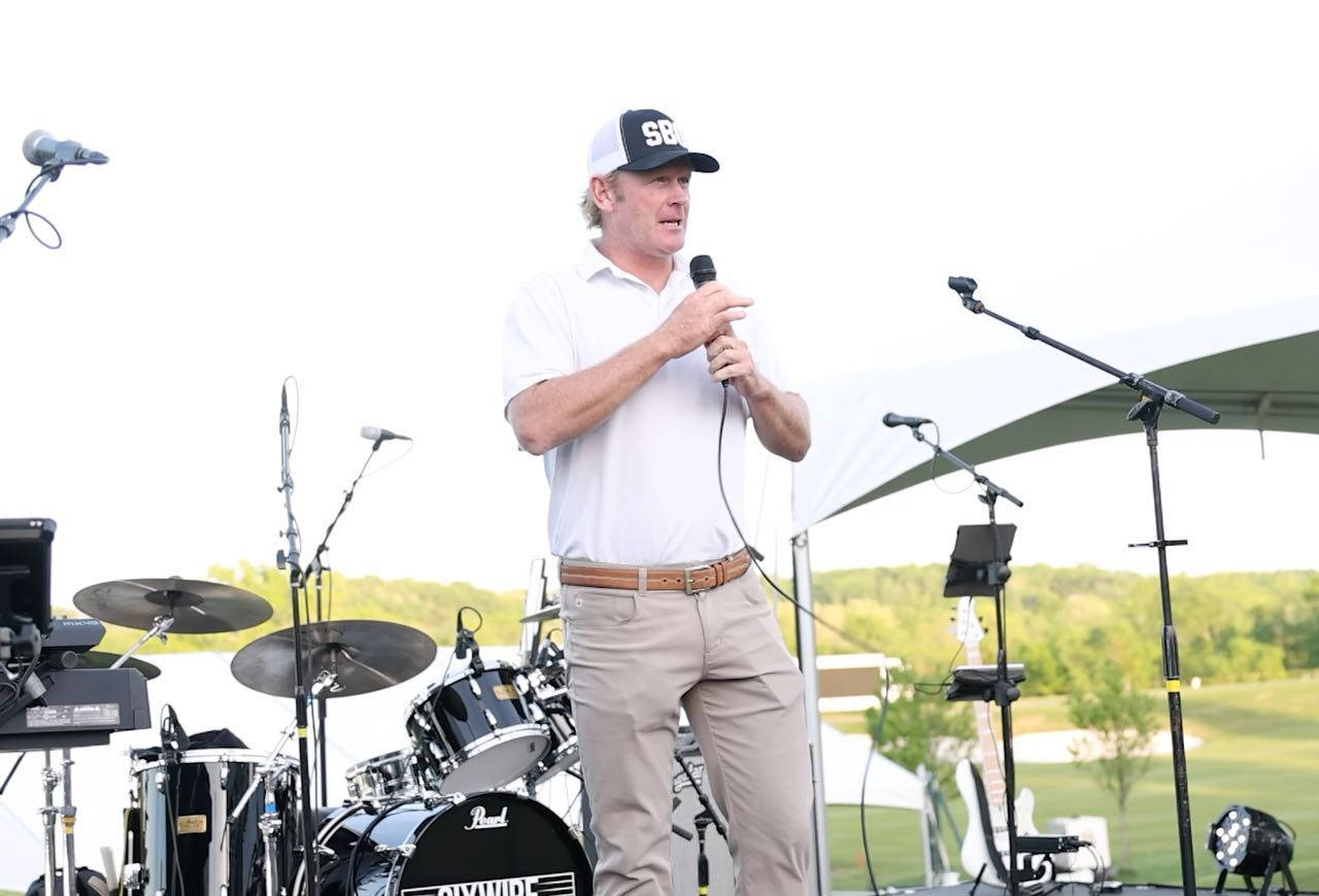 Brandt Snedeker, stage, microphone, HD Desktop Wallpaper