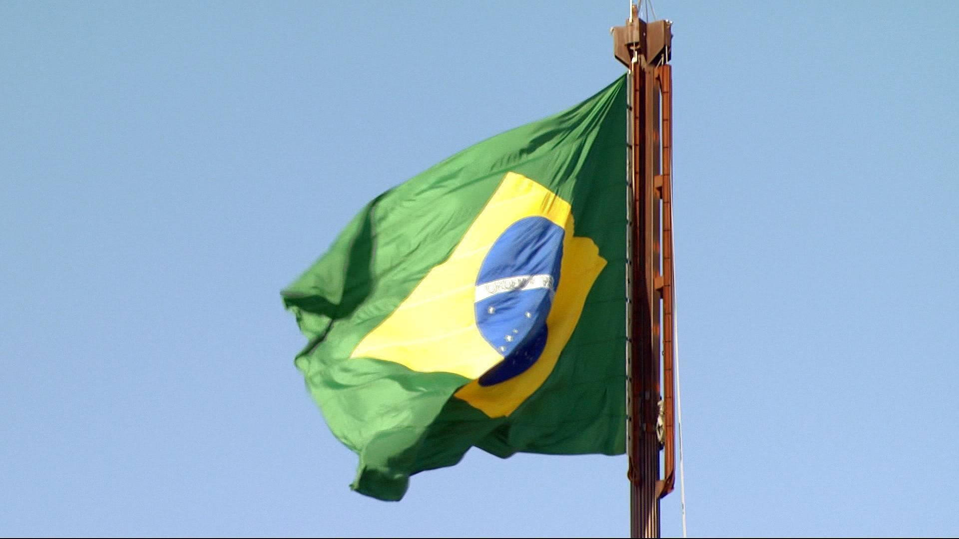 Brazil flag, old flag pole, clear blue sky, Full HD Desktop Wallpaper