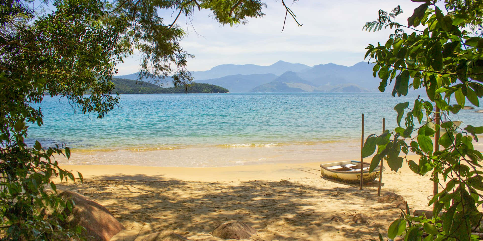 Brazilian Beach, tropical beach, lush green foliage, Full HD Desktop Wallpaper