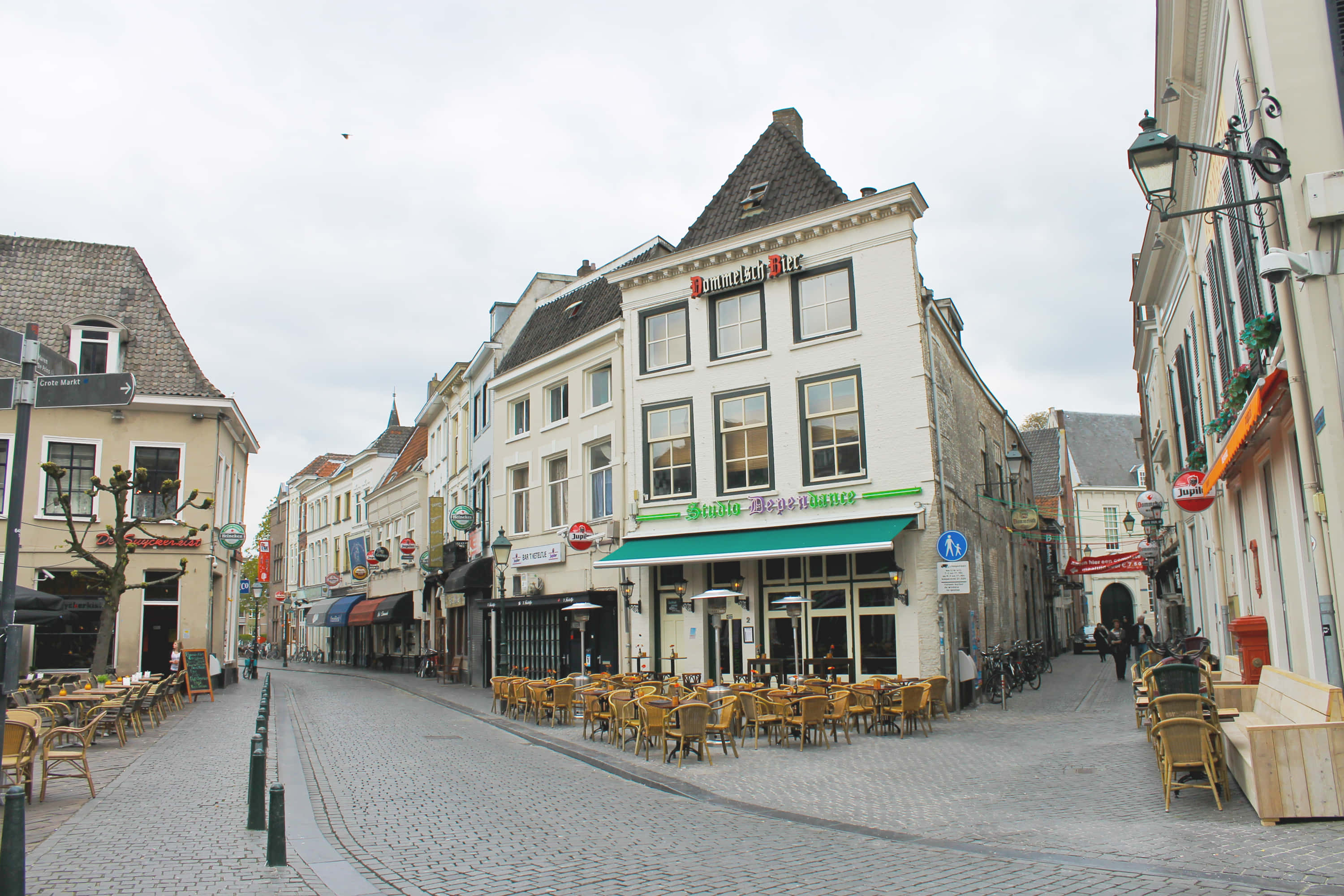 Breda, city center, cobblestone street, 2K Desktop Wallpaper