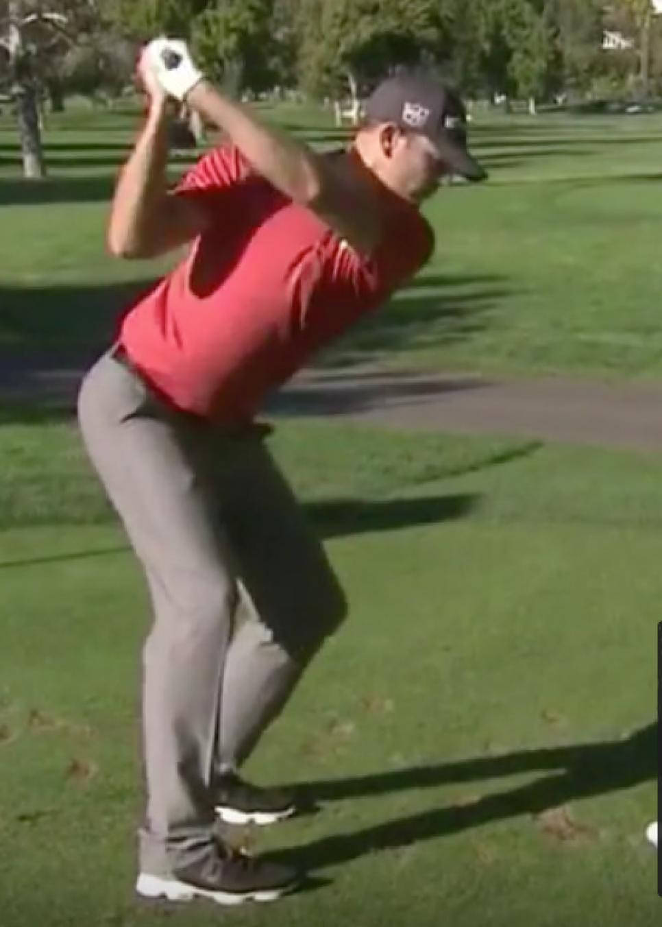 Brendan Steele, red shirt, golf course, HD Phone Wallpaper