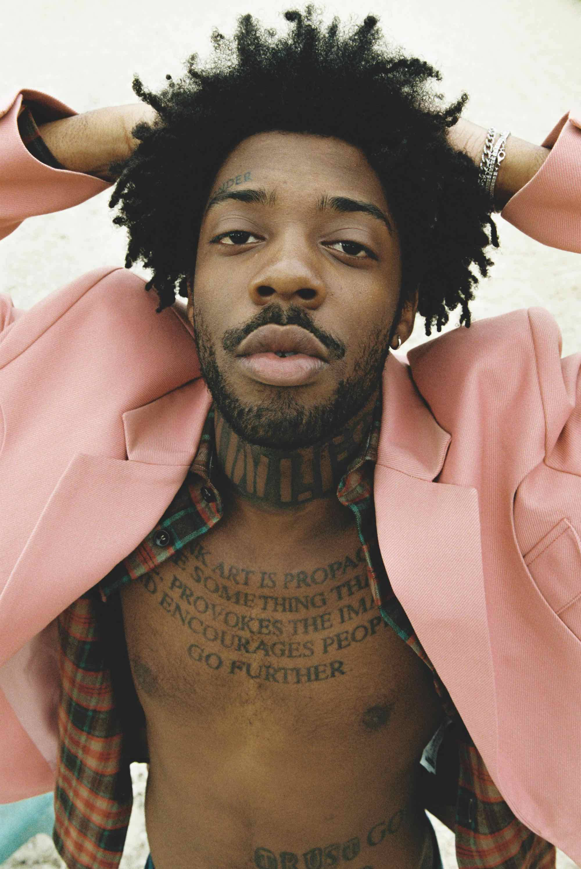 Brent Faiyaz, afro hair, chest tattoos, 2K Phone Wallpaper