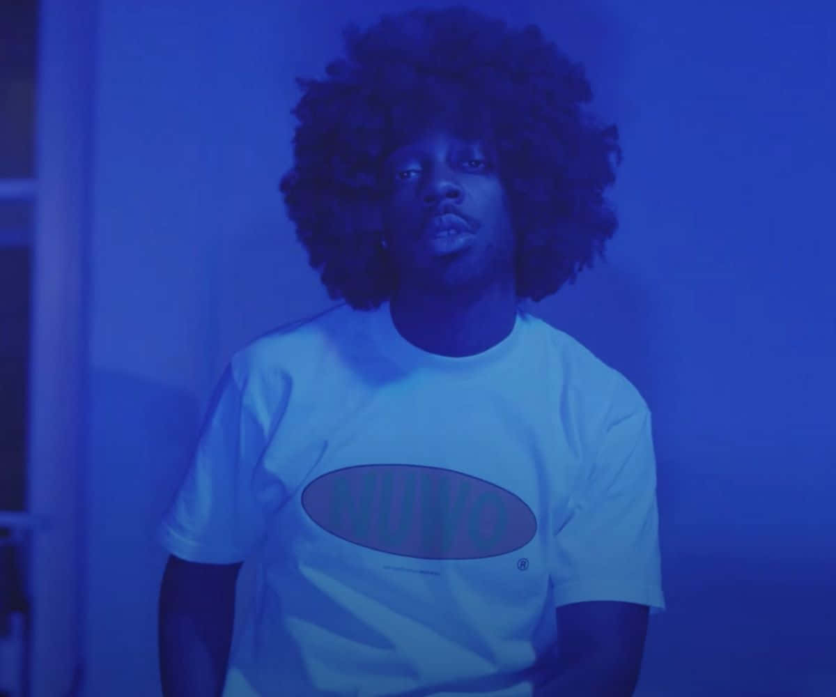 blue hued, afro, dim blue-lit room, SD Desktop Wallpaper
