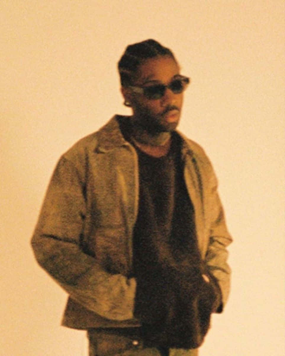 Brent Faiyaz, braided hair, sunglasses, SD Phone Wallpaper