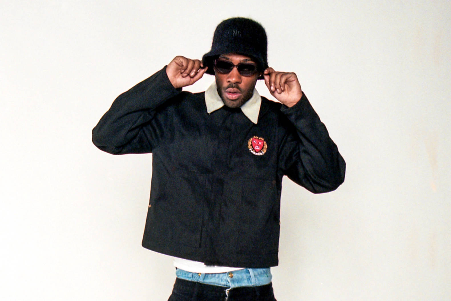 Brent Faiyaz, bucket hat, sunglasses, HD Desktop Wallpaper