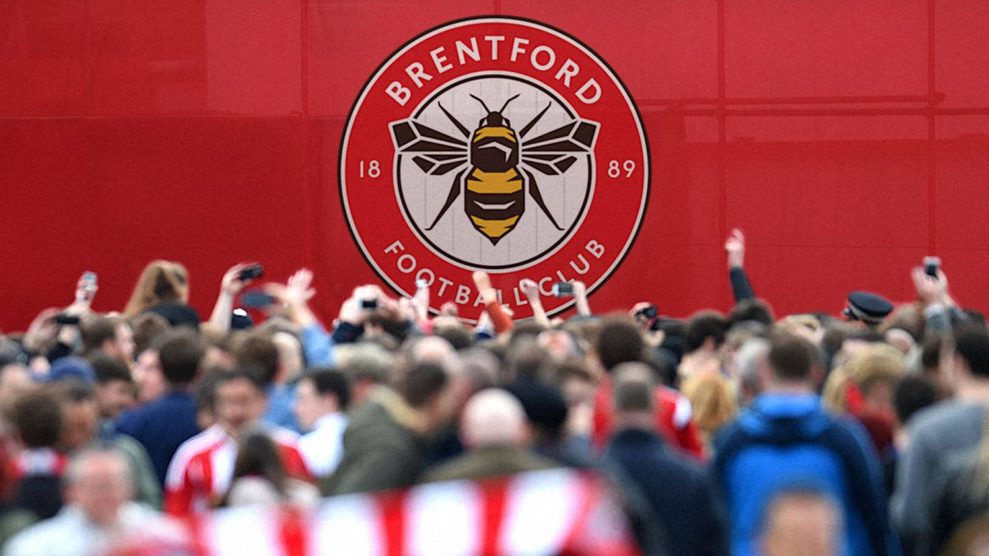 Brentford FC, red, bee logo wall, HD Desktop Wallpaper