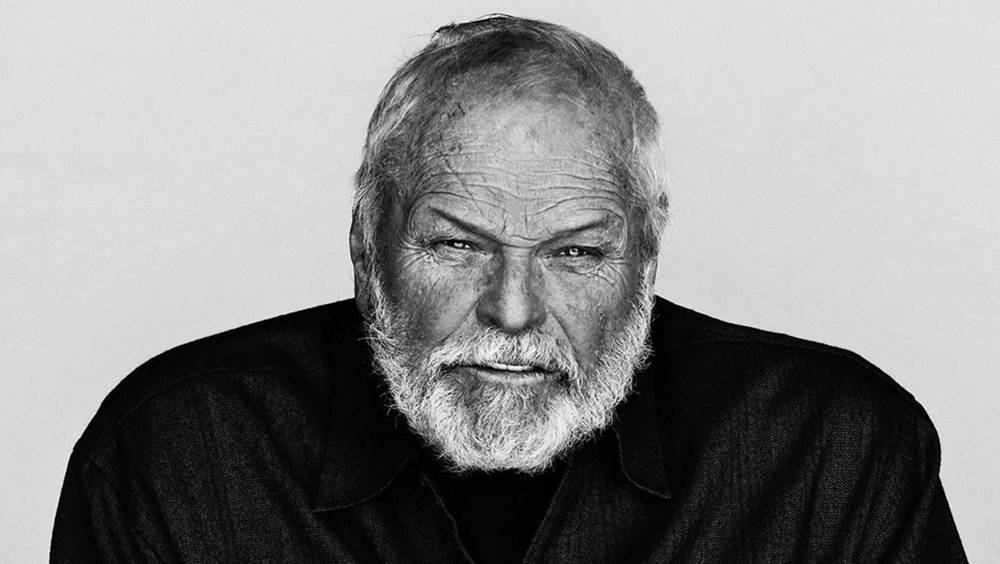 Brian Dennehy, black and white portrait, elderly man, SD Desktop Wallpaper