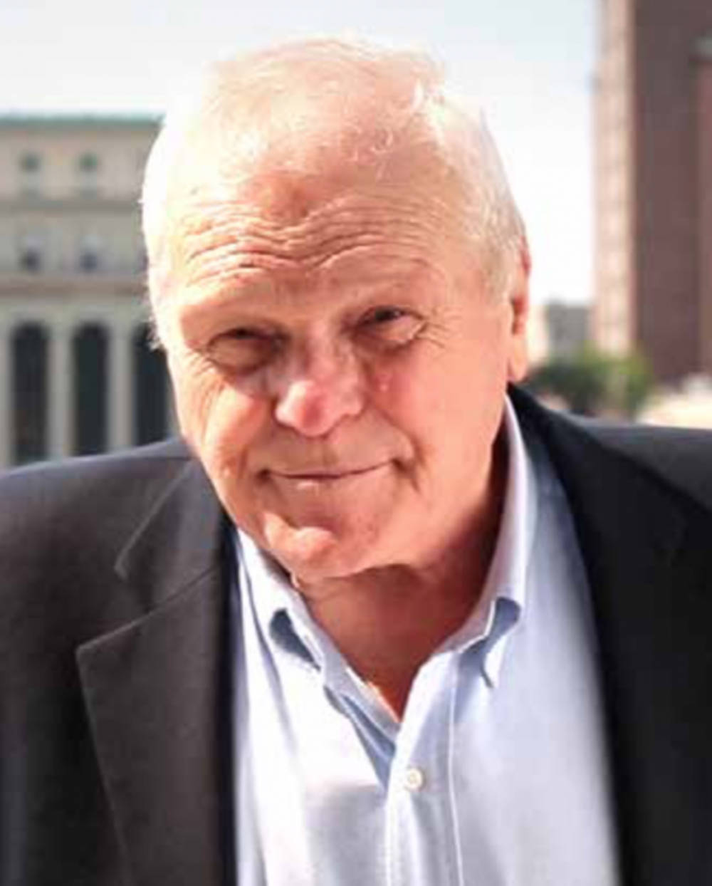 Brian Dennehy, white hair, dark suit, SD Phone Wallpaper