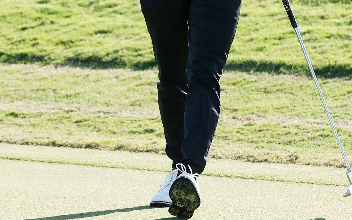 Brian Gay, golf fashion, dark pants, SD Desktop Wallpaper
