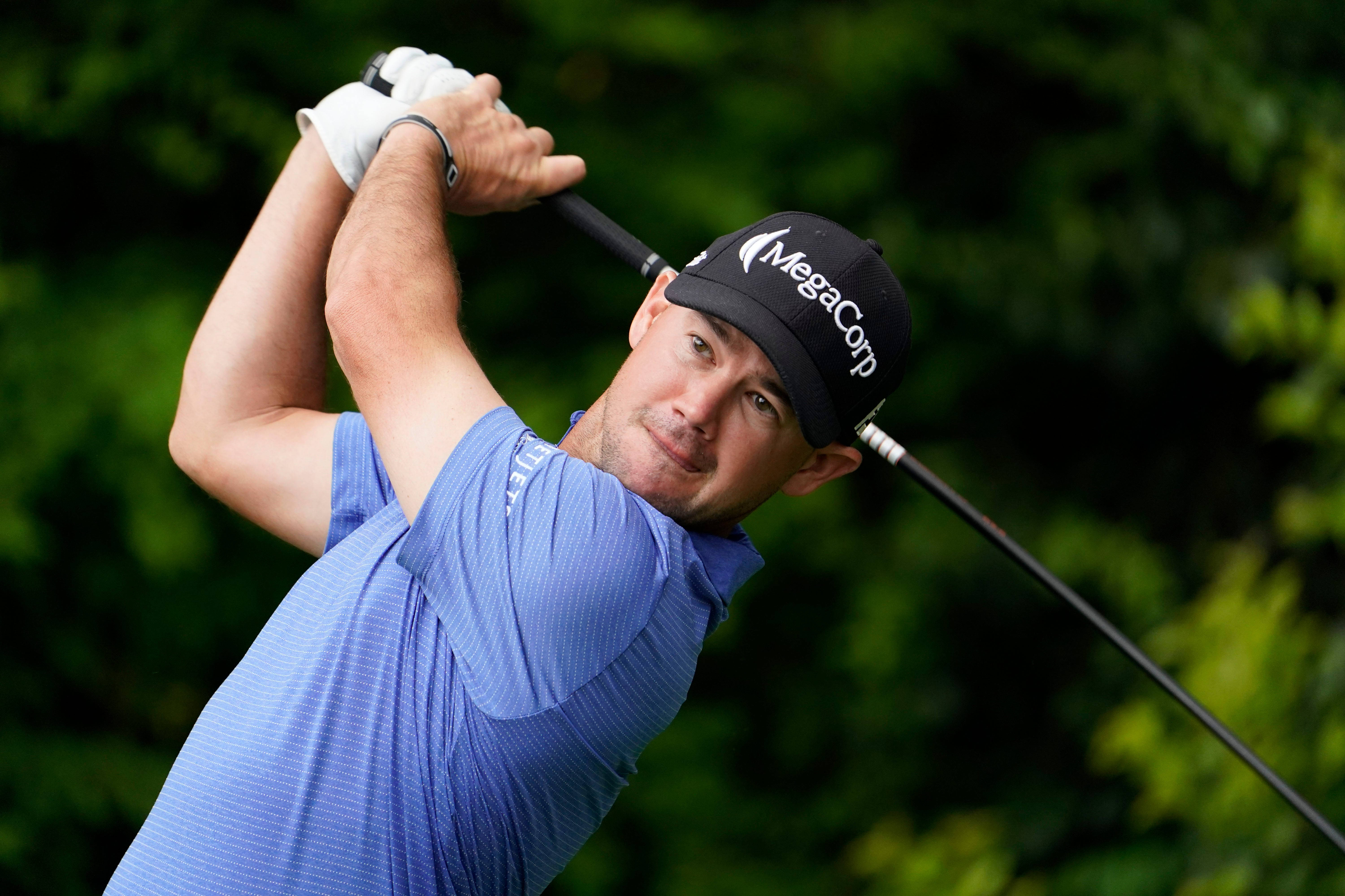 Brian Harman, blue shirt, black cap, 5K Desktop Wallpaper