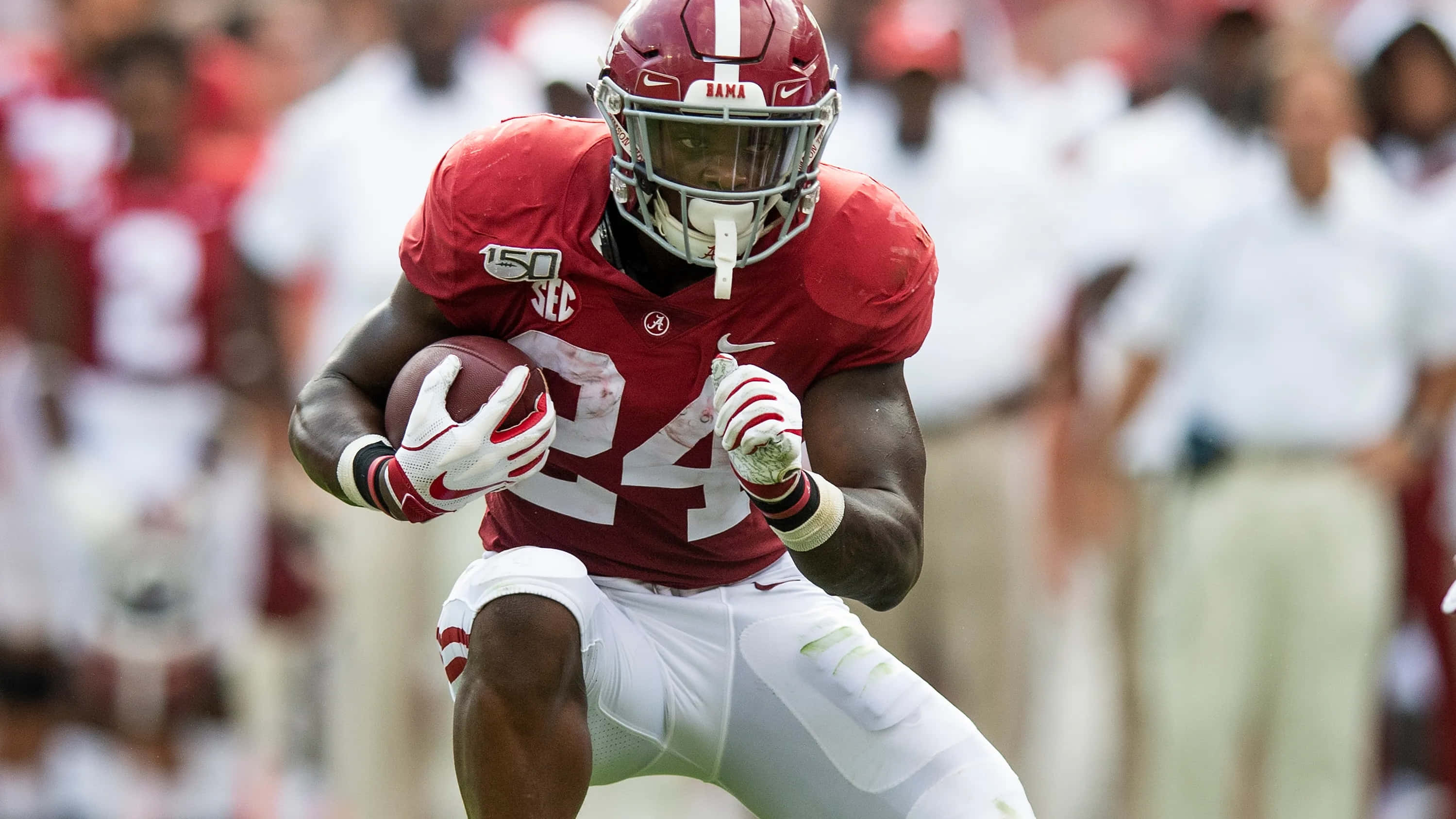 Brian Robinson Jr, crimson and white gear, daytime game, 2K Desktop Wallpaper