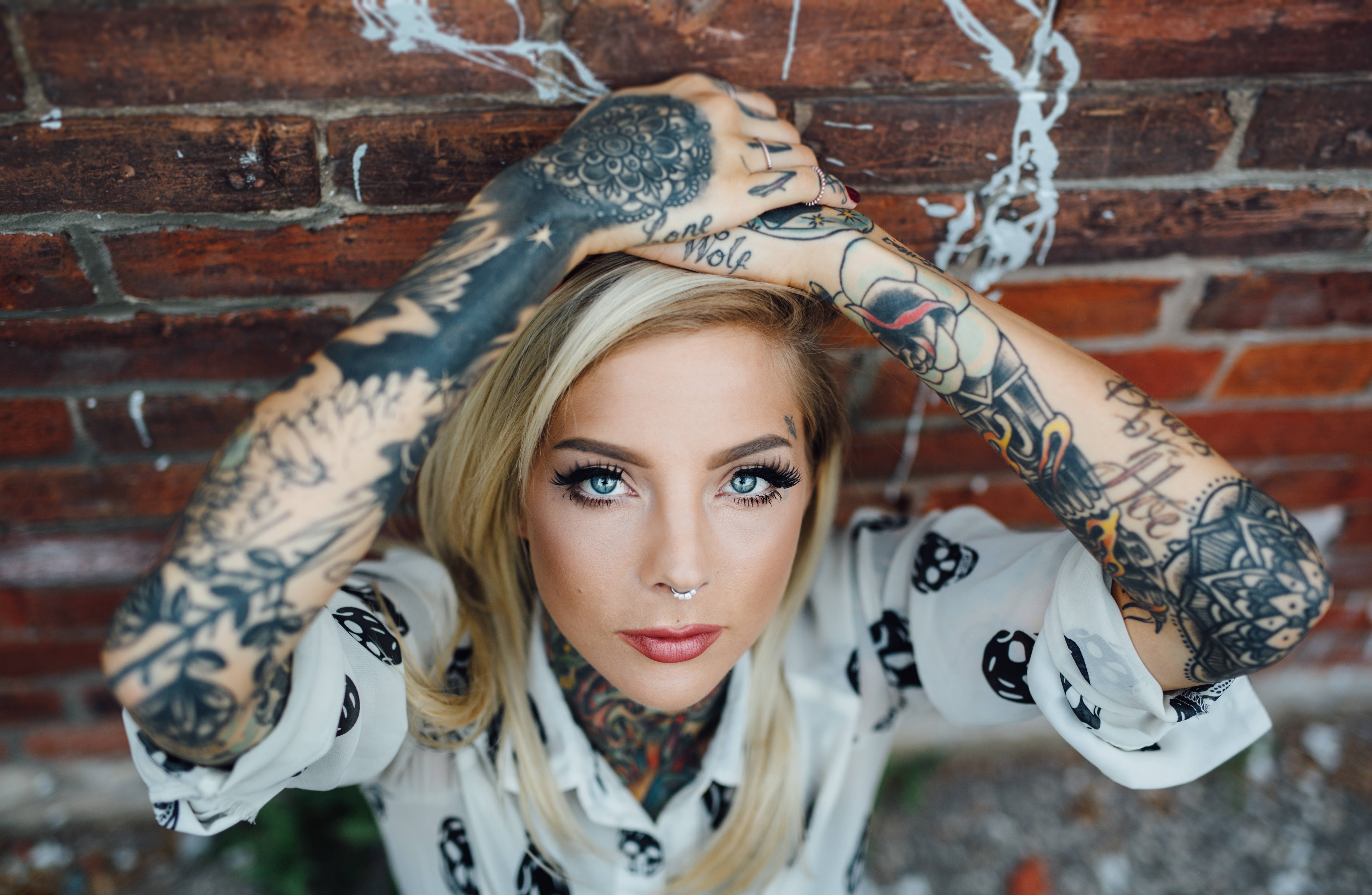 Brick Wall HD Tattoo, tattooed woman, blue eyes, 5K Desktop Wallpaper