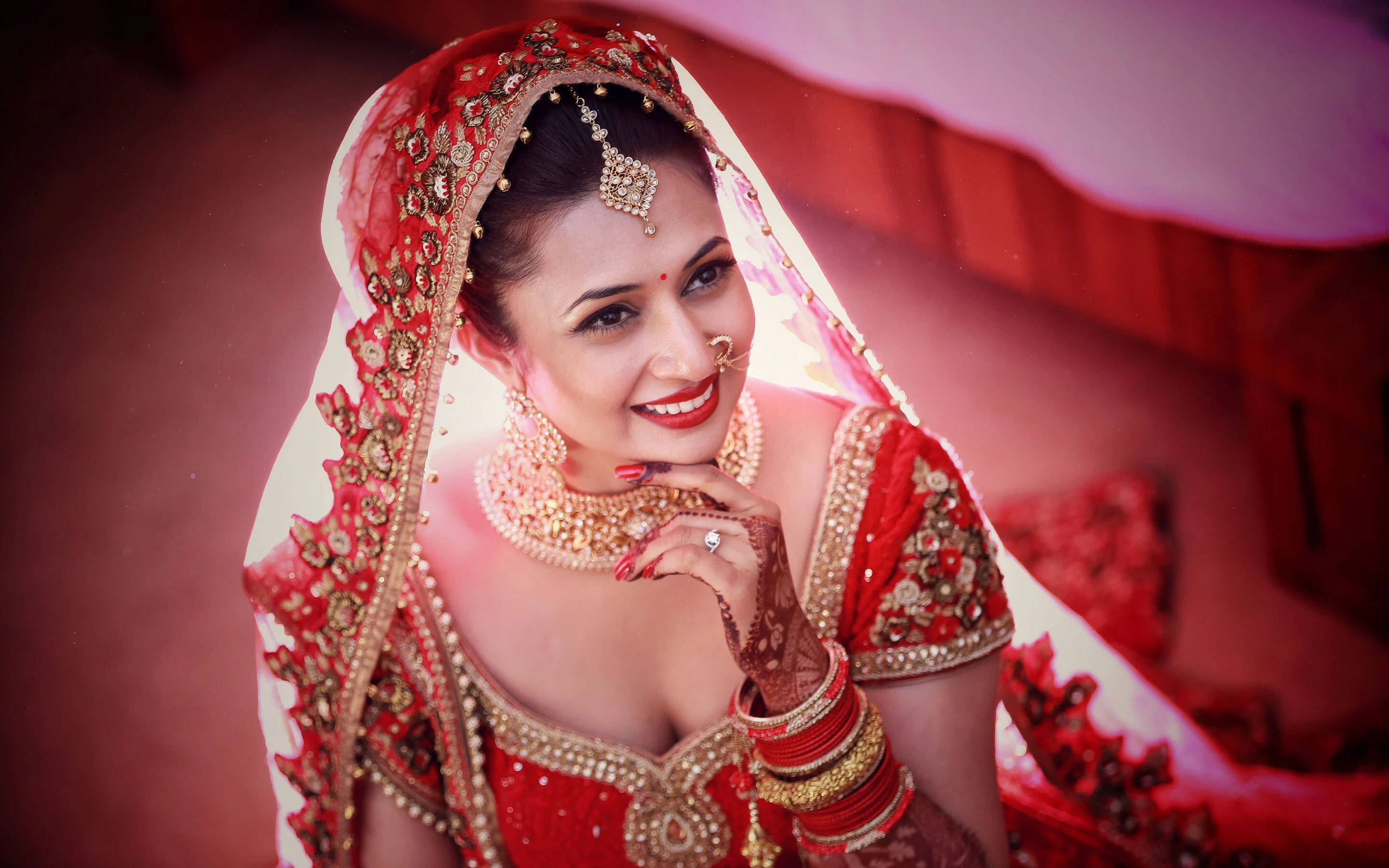 Traditional Bridal Indian Red Garments, red, gold, 2K Desktop Wallpaper