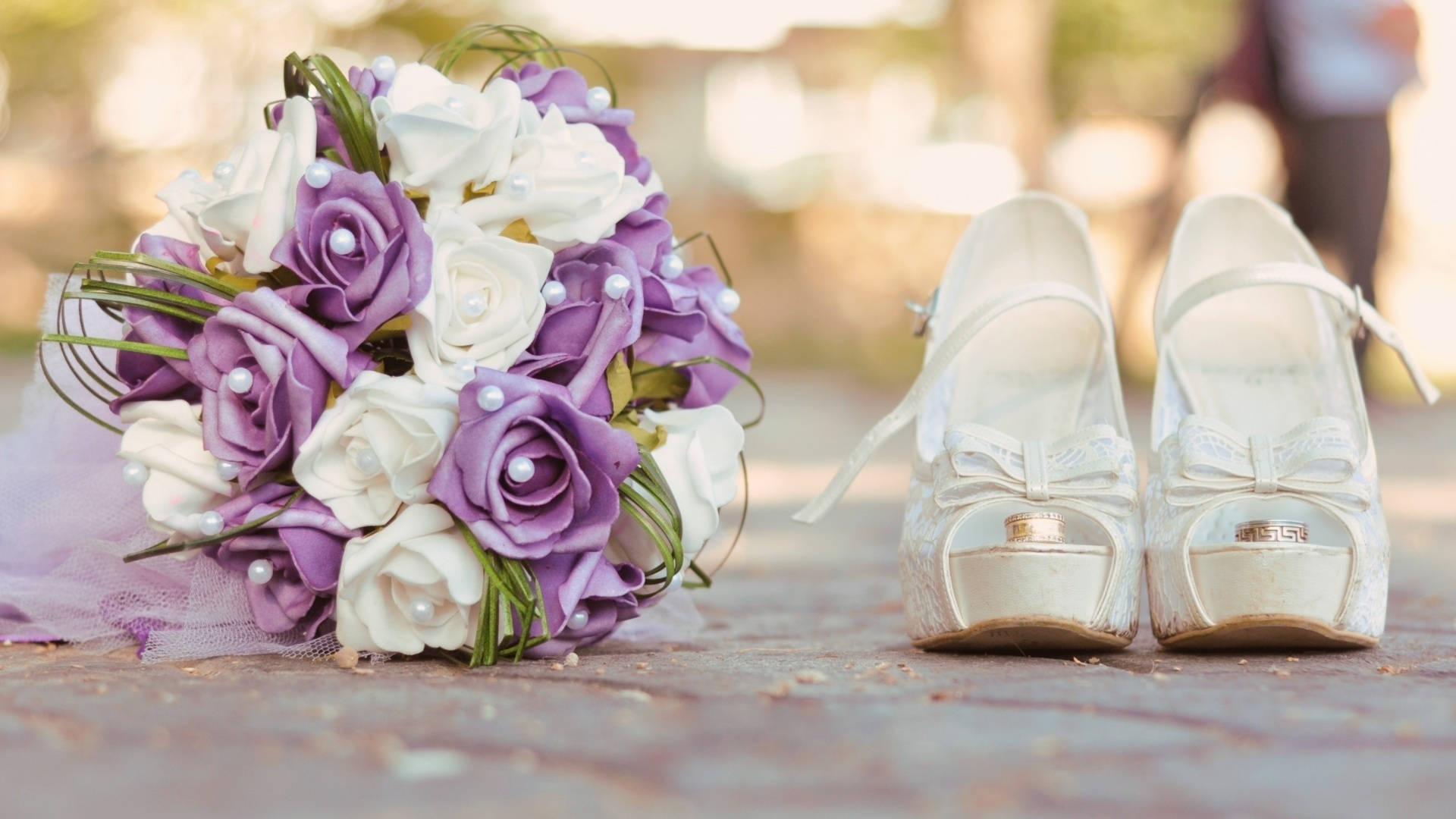 bridal bouquet, purple and white roses, pearl accents, Full HD Desktop Wallpaper