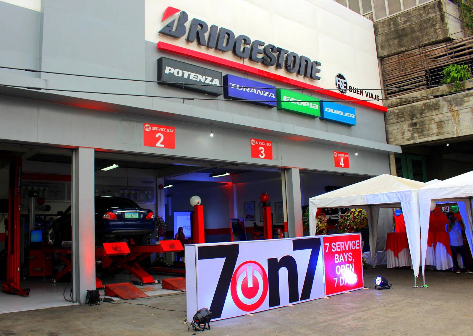Bridgestone, 7on7 sign, tire shop, HD Desktop Wallpaper