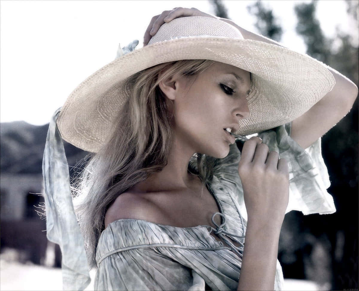 Bridget Hall, wide-brimmed straw hat, off-shoulder dress, SD Desktop Wallpaper
