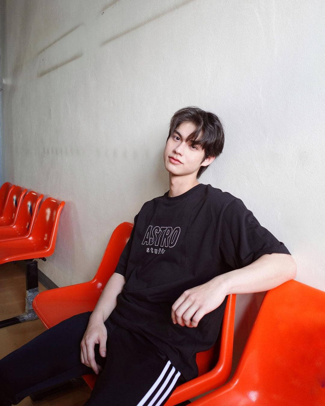 Bright Vachirawit, orange chairs, black tshirt, HD Phone Wallpaper