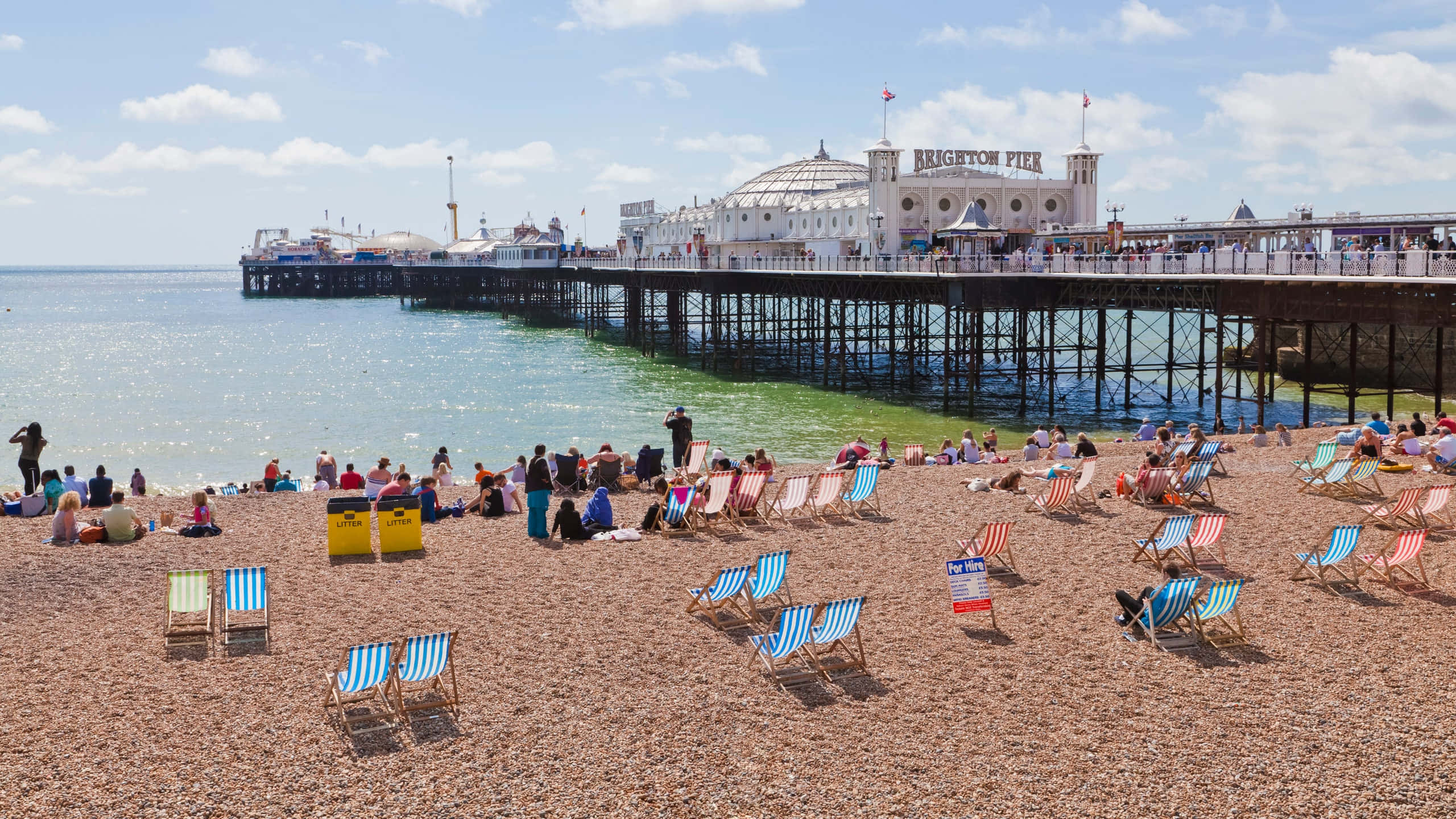 Brighton Pier, sparkling blue sea, pebble beach, 2K Desktop Wallpaper