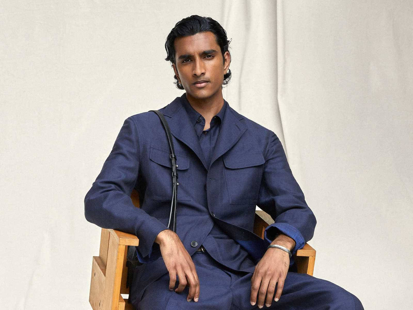 Brioni, navy blue suit, wooden chair, HD Desktop Wallpaper