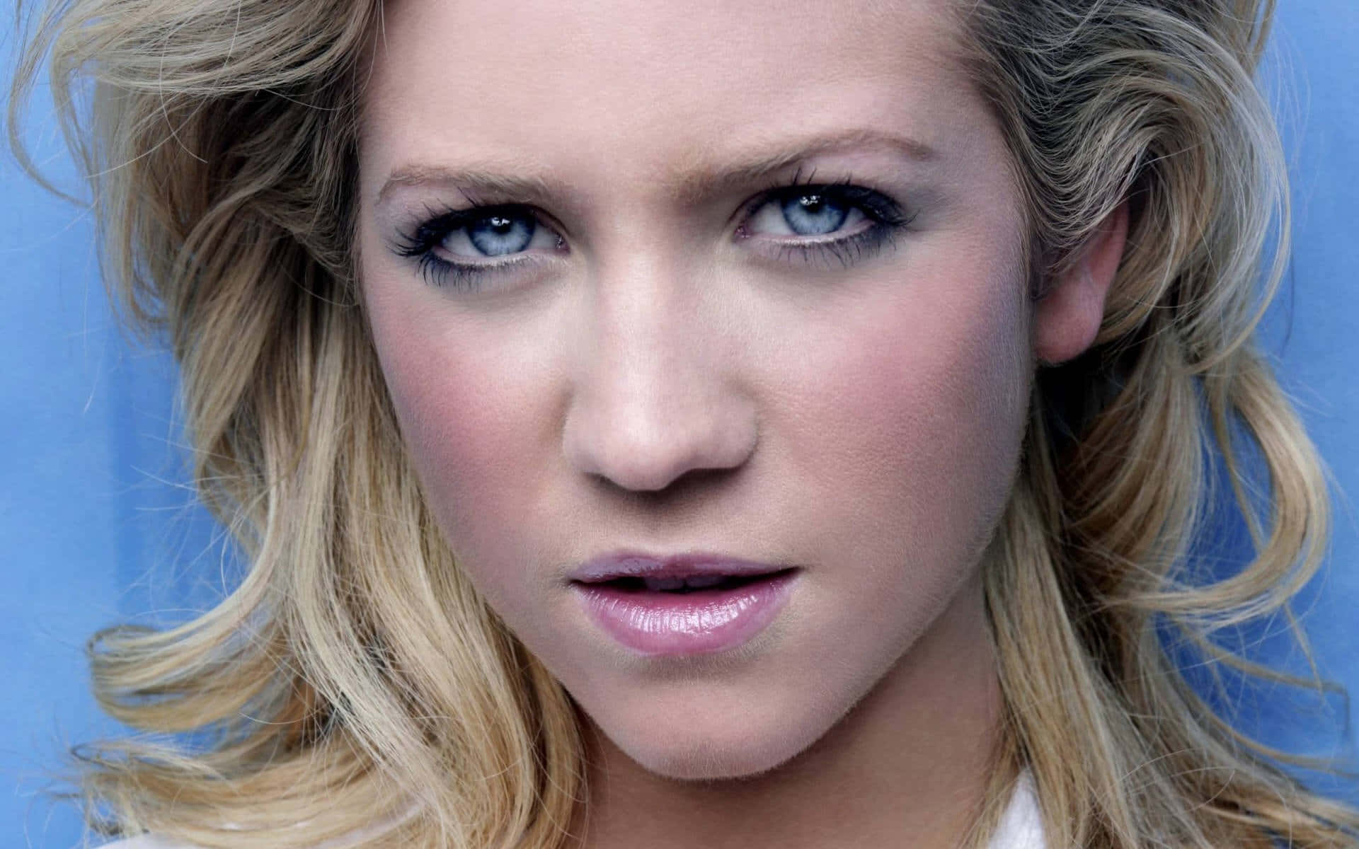 Brittany Snow, blonde woman, piercing blue eyes, Full HD Desktop Wallpaper