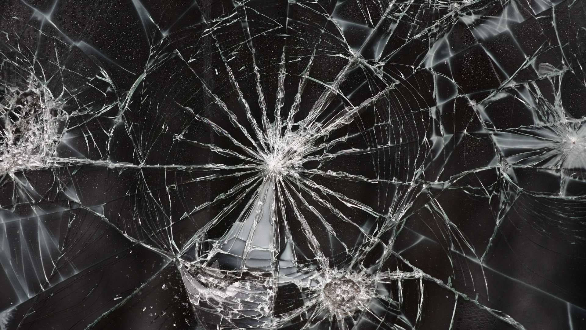 black, broken computer screen, shattered glass, Full HD Desktop Wallpaper
