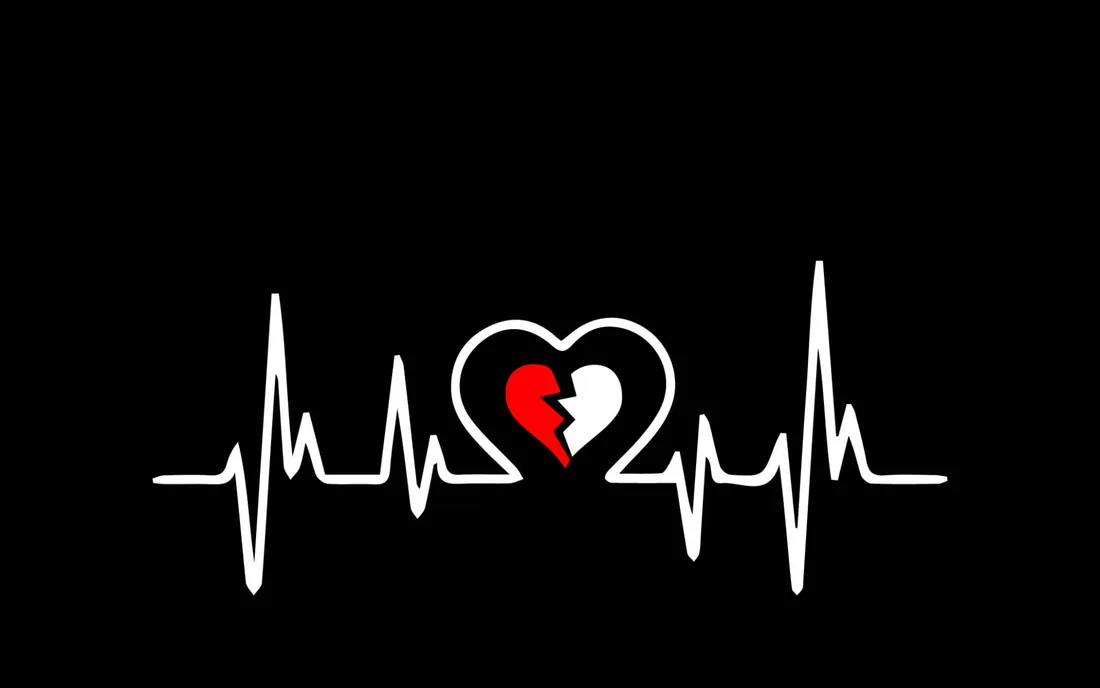 Broken Heart Black