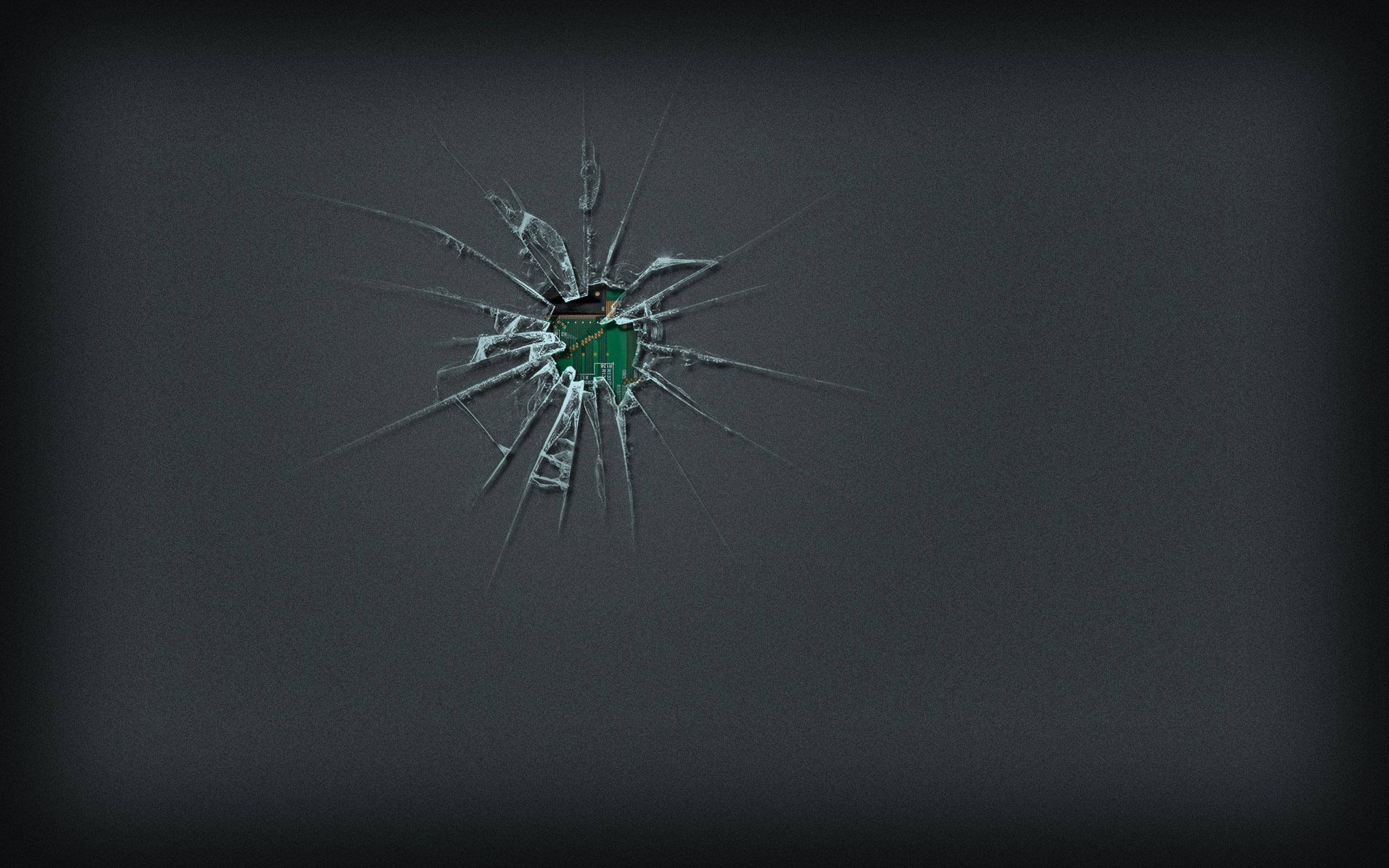 broken screen, green object, shattered glass pane, 2K Desktop Wallpaper