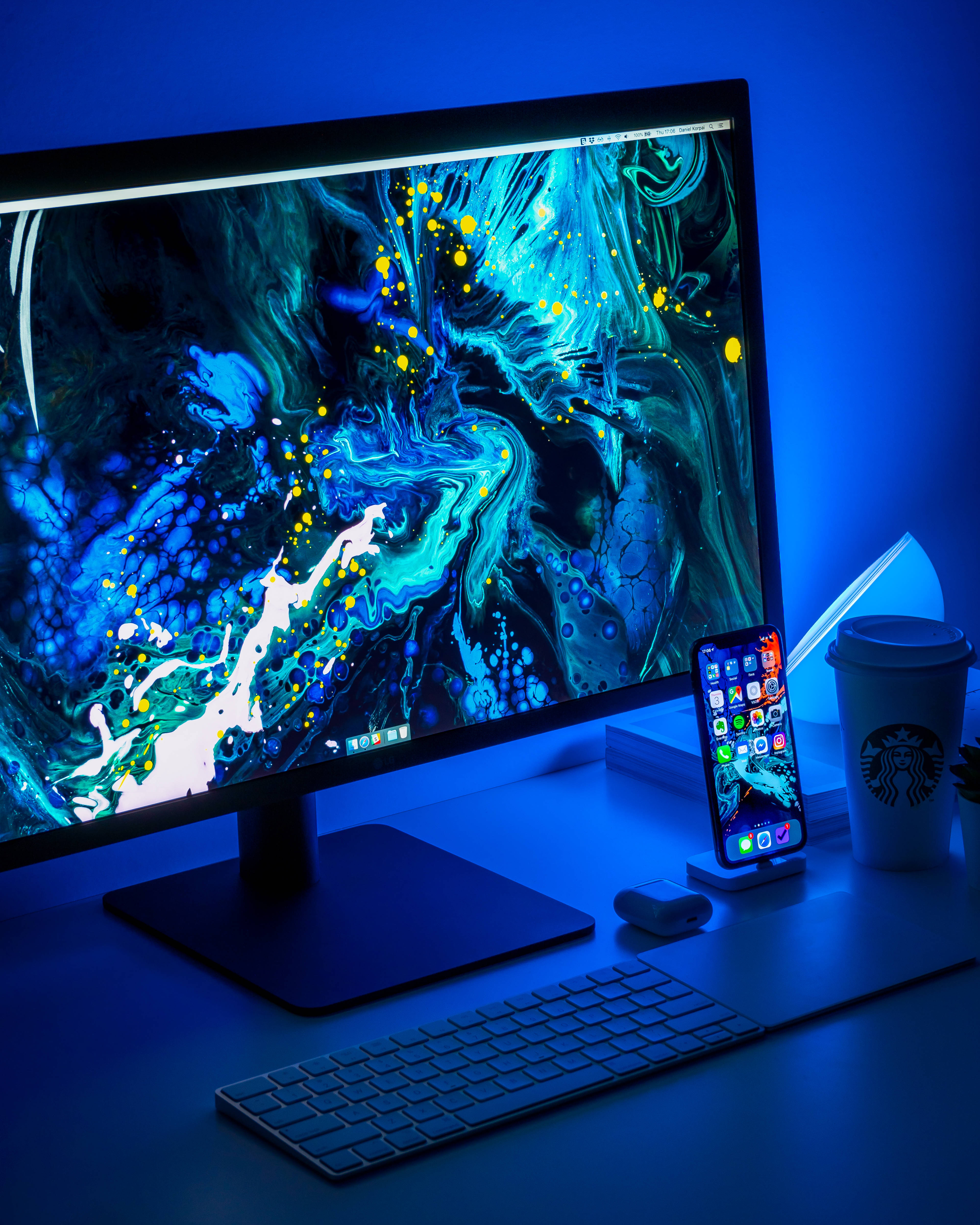 iPhone Xs, dynamic wallpaper, cool blue light, 4K Phone Wallpaper