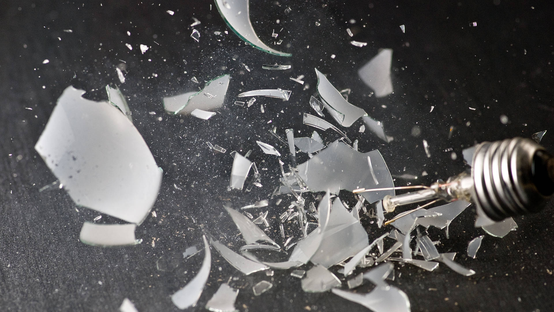 broken light bulb, shattered lightbulb, slow motion, Full HD Desktop Wallpaper