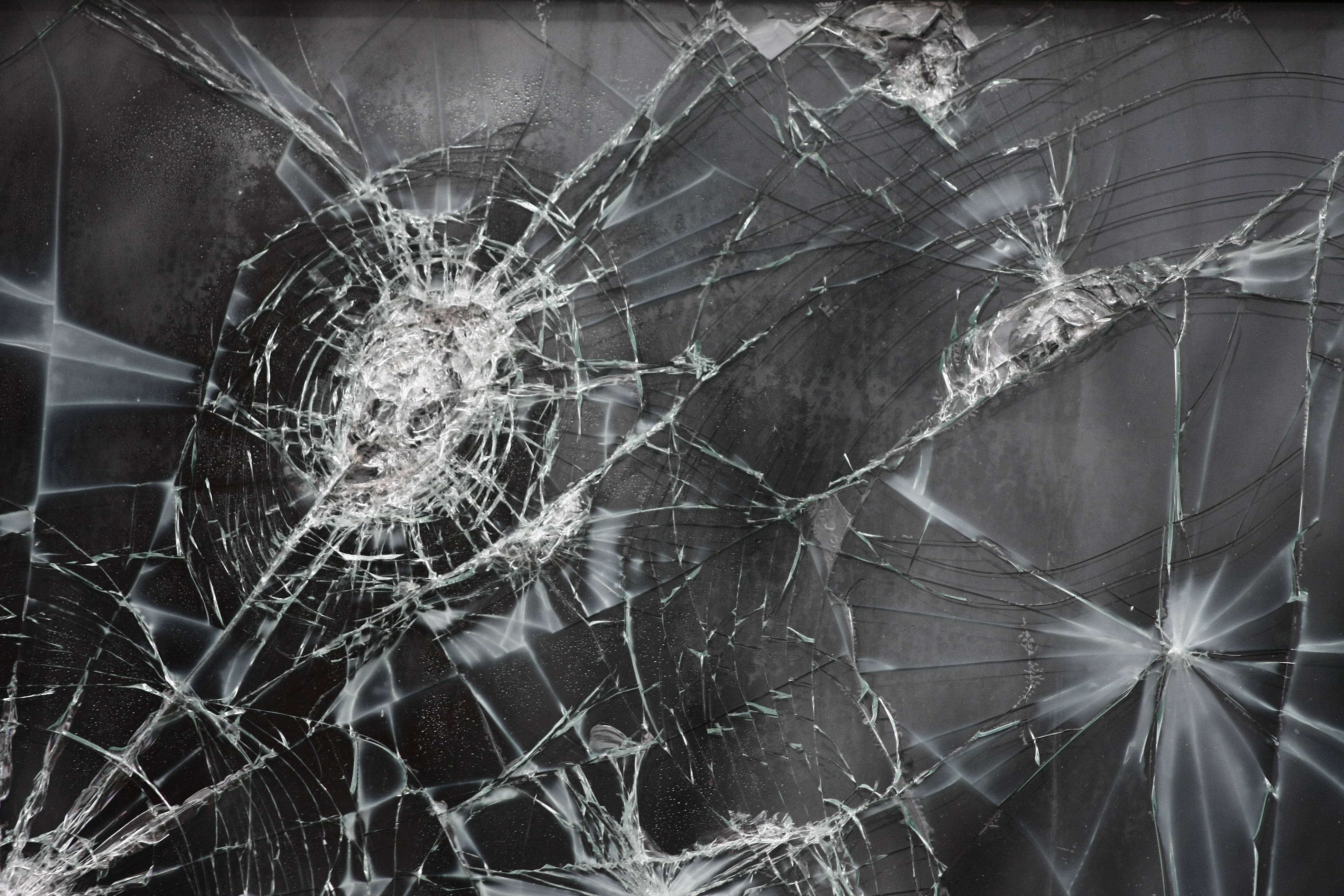 broken acrylic, black backdrop, shattered glass surface, 4K Desktop Wallpaper