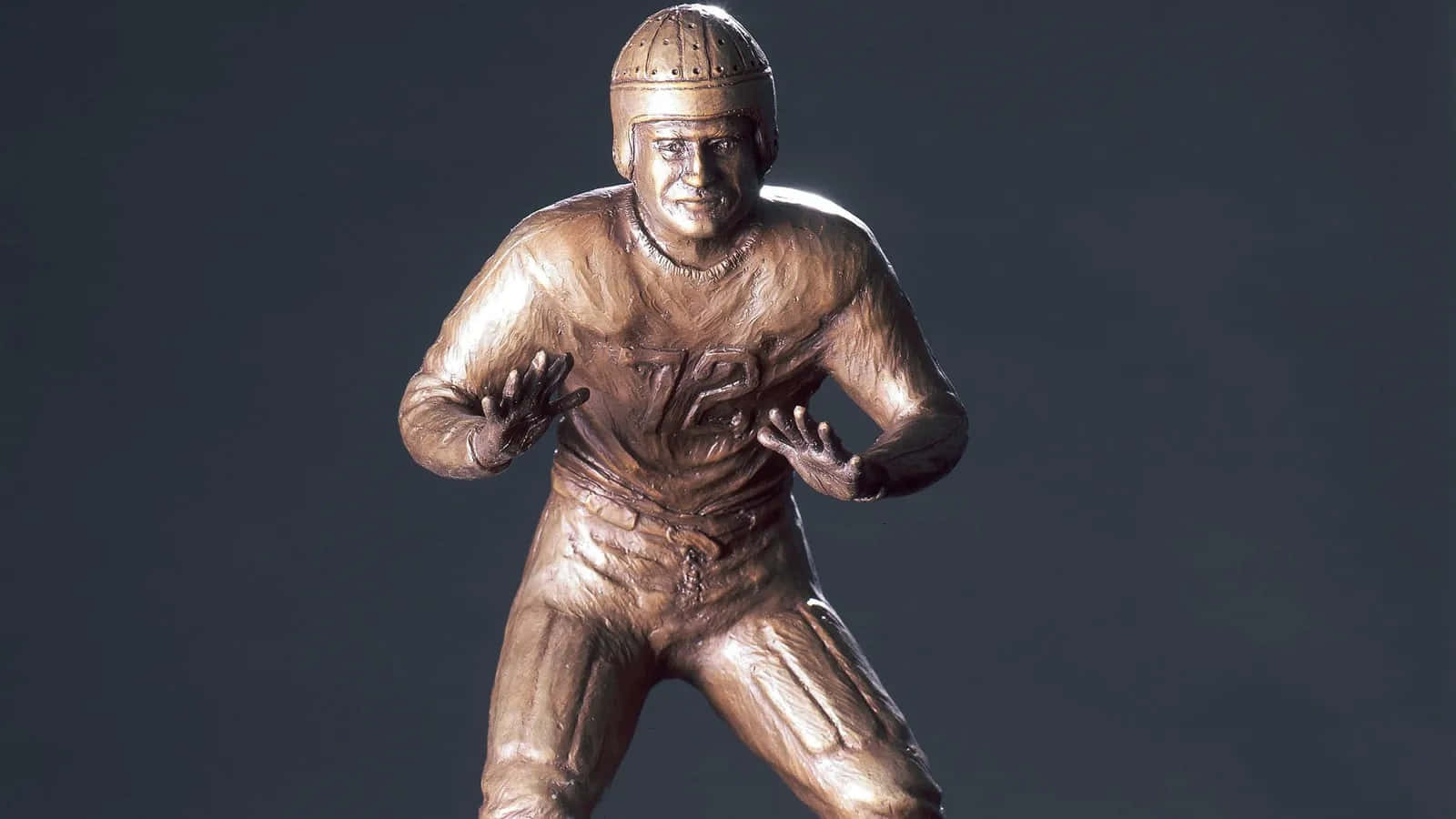 Bronko Nagurski, statue, vintage football player, HD Desktop Wallpaper