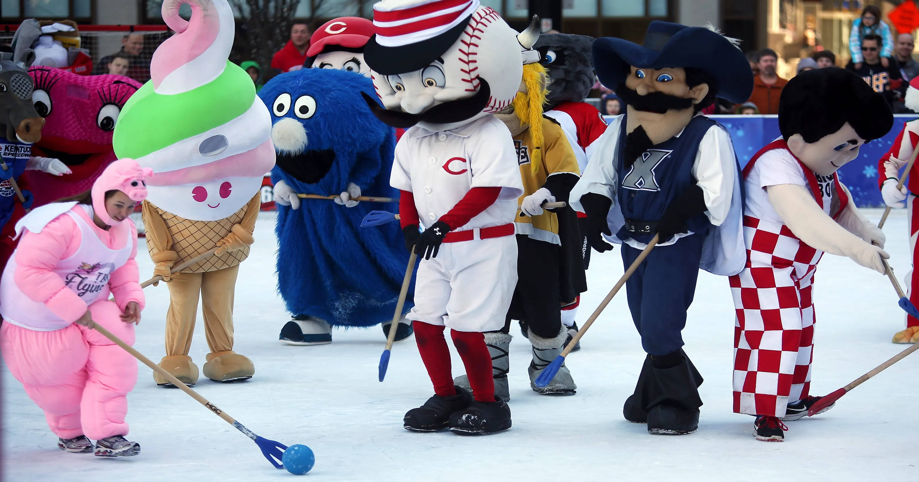 Broomball, mascots, ice hockey gear, 2K Desktop Wallpaper
