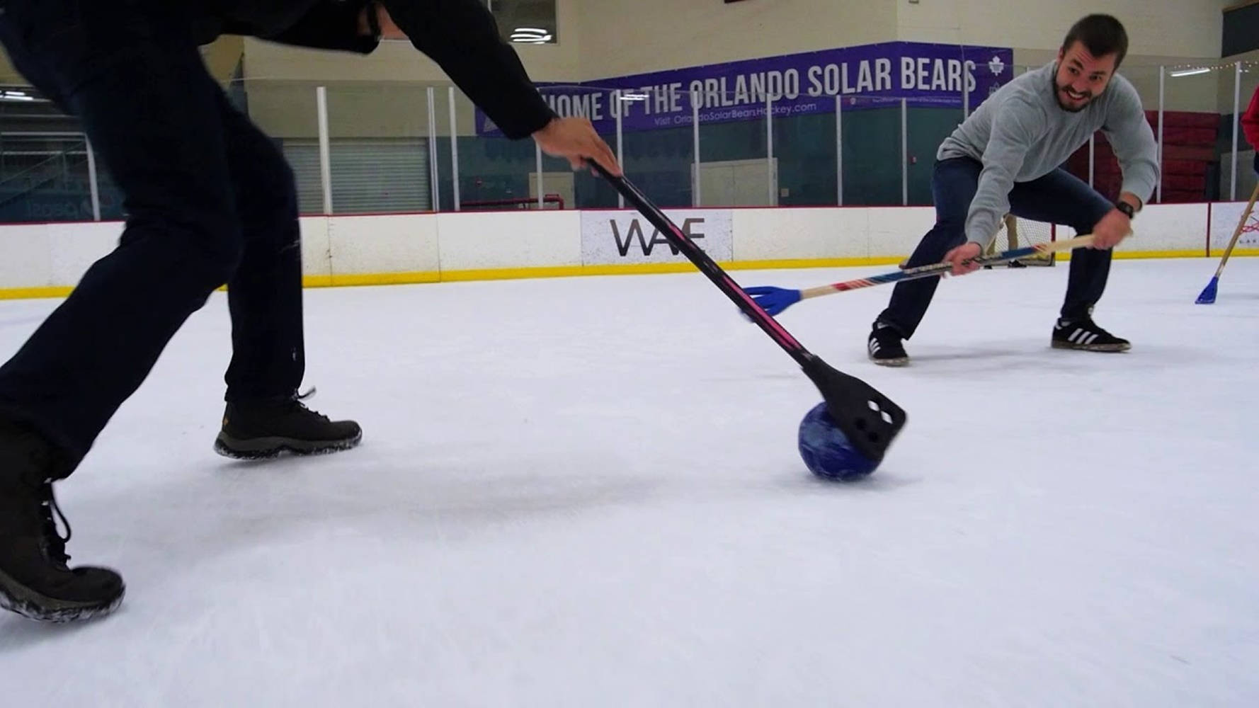 Broomball, blue ball, glossy ice rink, HD Desktop Wallpaper