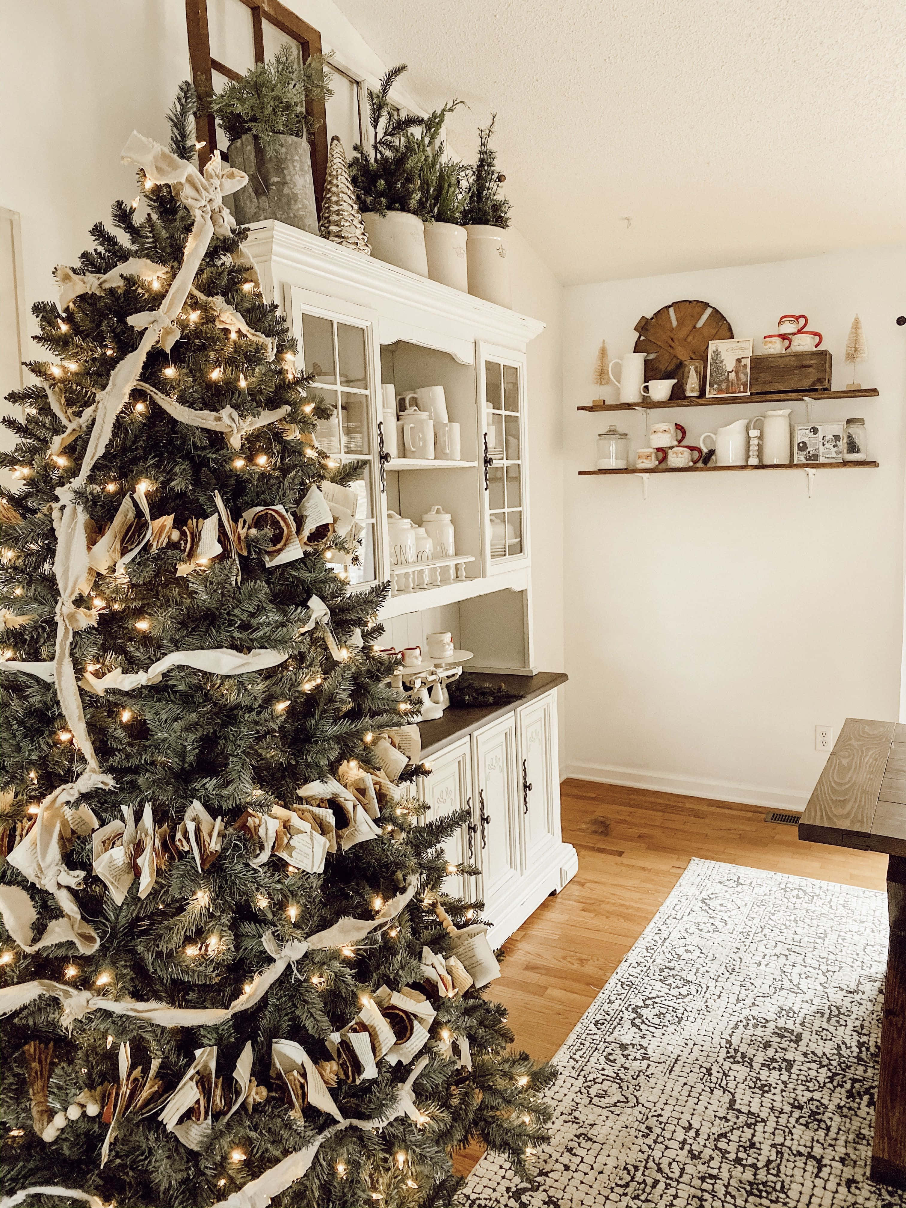 farmhouse-style living room, Christmas tree, white ribbon, 4K Phone Wallpaper