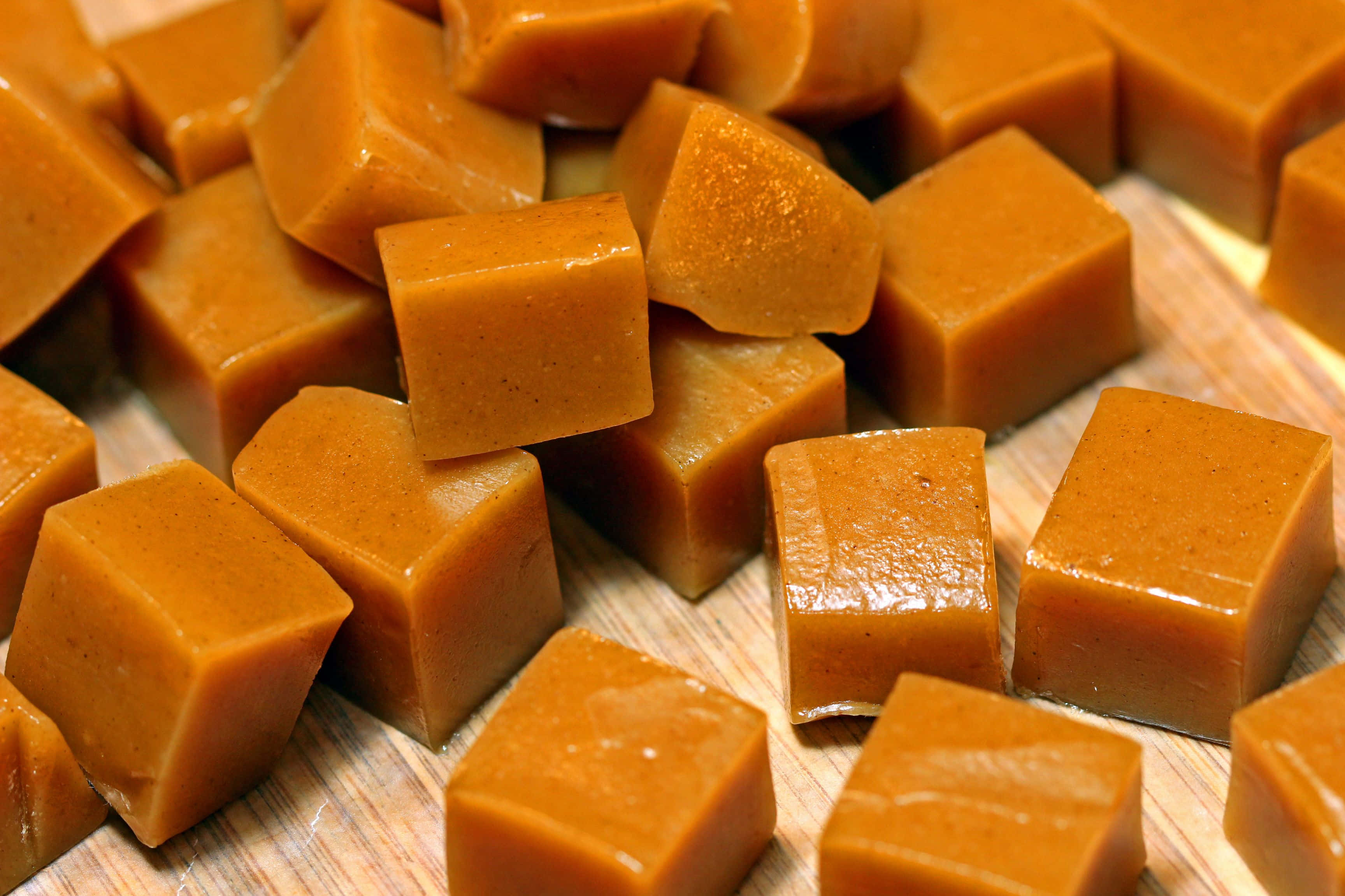 brown caramel, amber caramel candies, perfect cubes, 2K Desktop Wallpaper