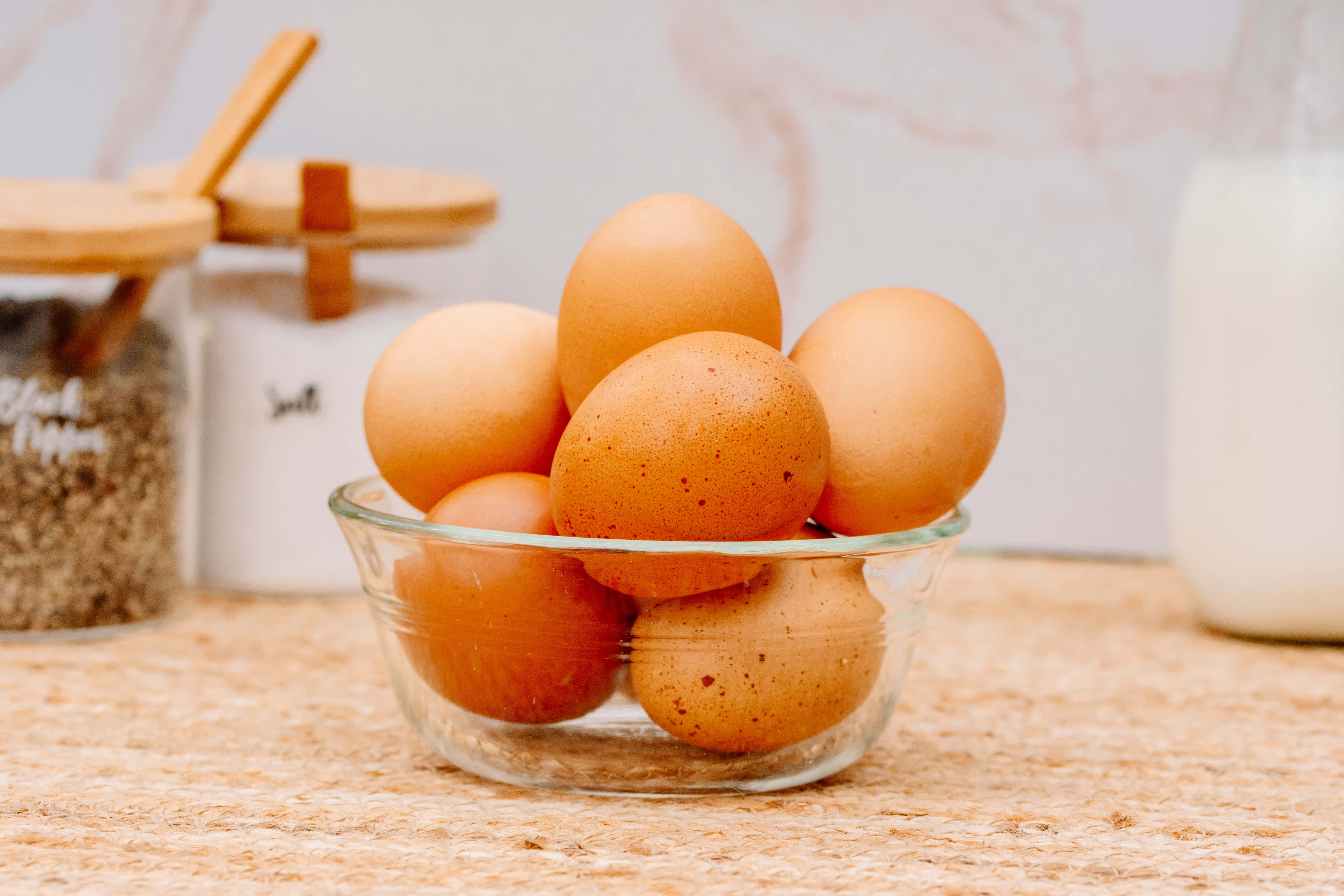 brown eggs, wooden basket, clear glass bowl, 5K Desktop Wallpaper