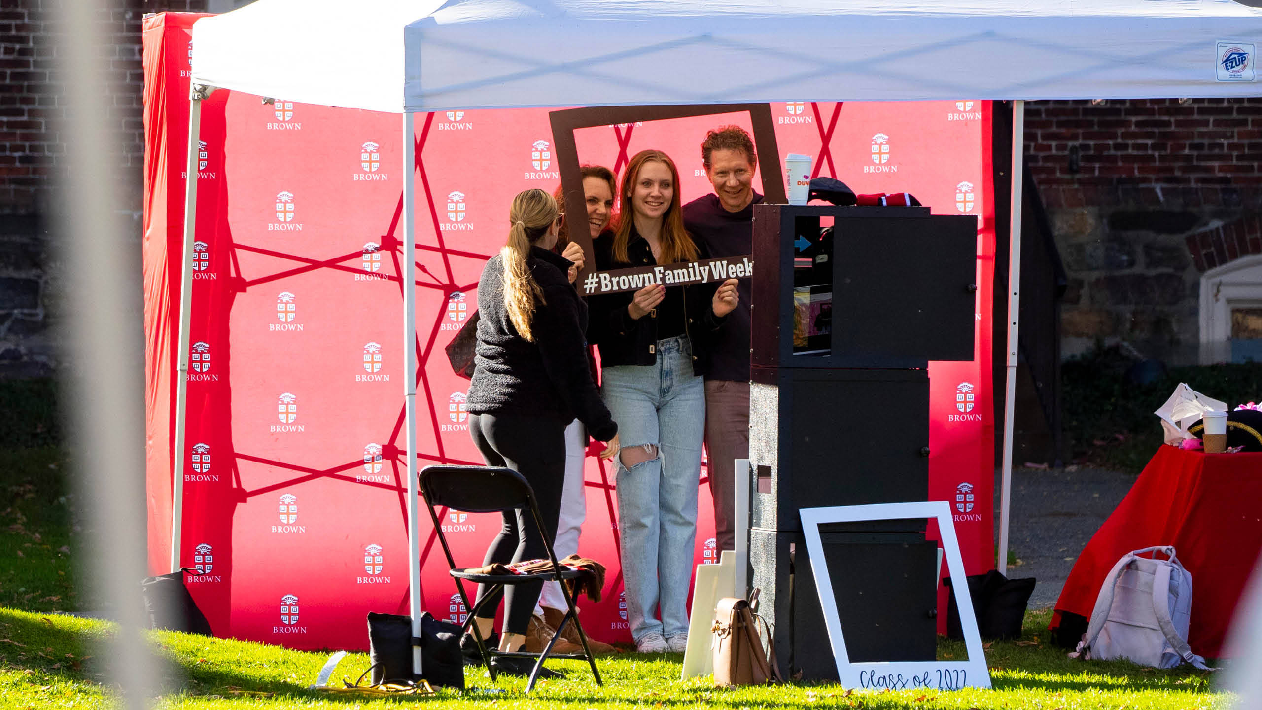 Brown University, Family Weekend, white tent, 2K Desktop Wallpaper