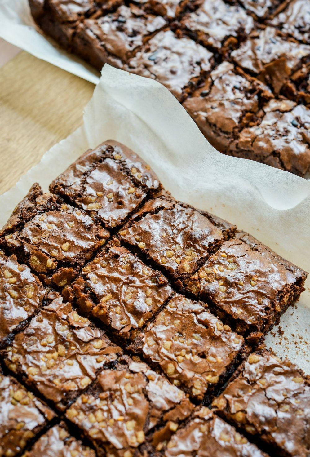 freshly baked chocolate brownies, chopped nuts, parchment paper, HD Phone Wallpaper