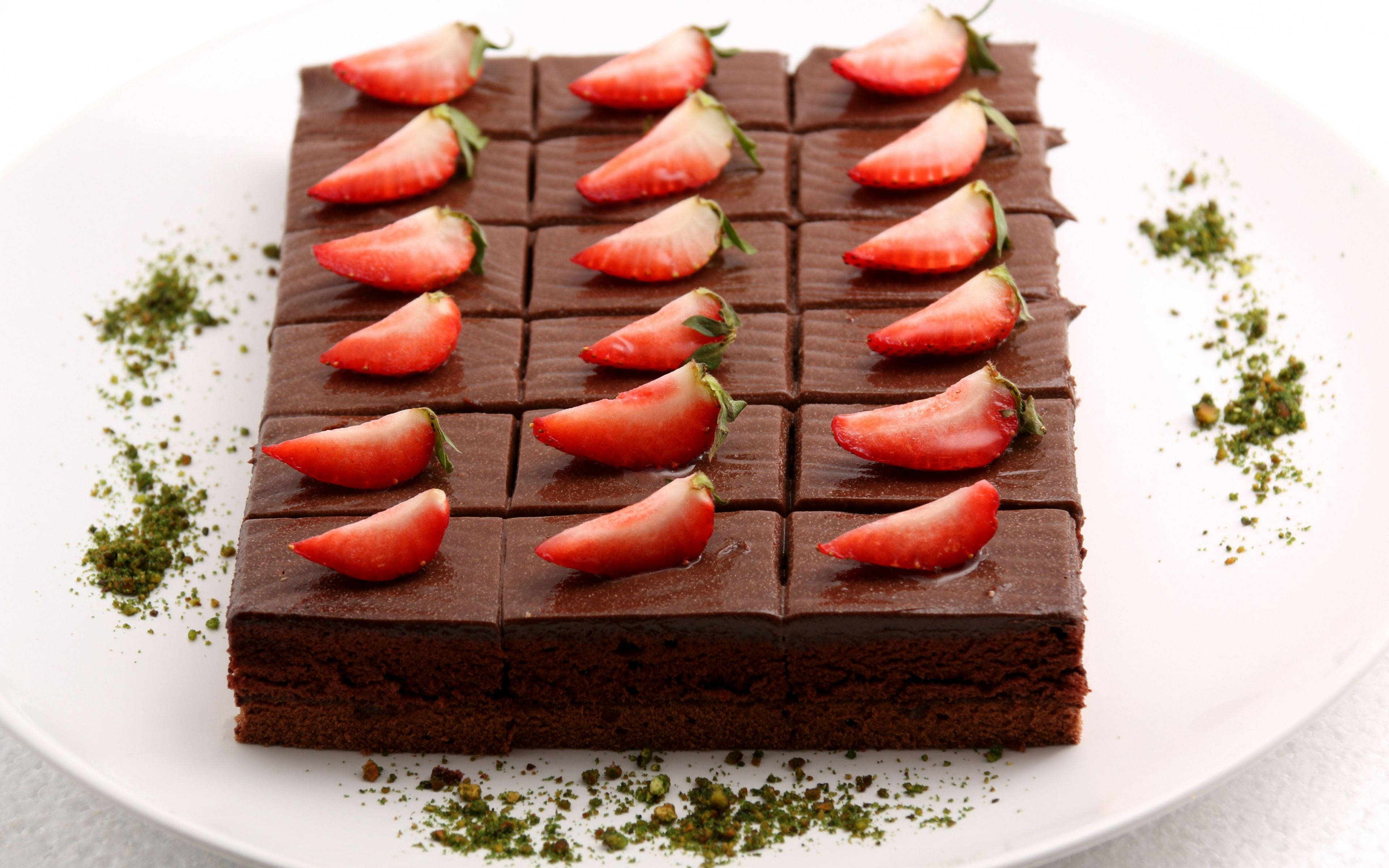 brownies, strawberries, chocolate cake, 4K Desktop Wallpaper