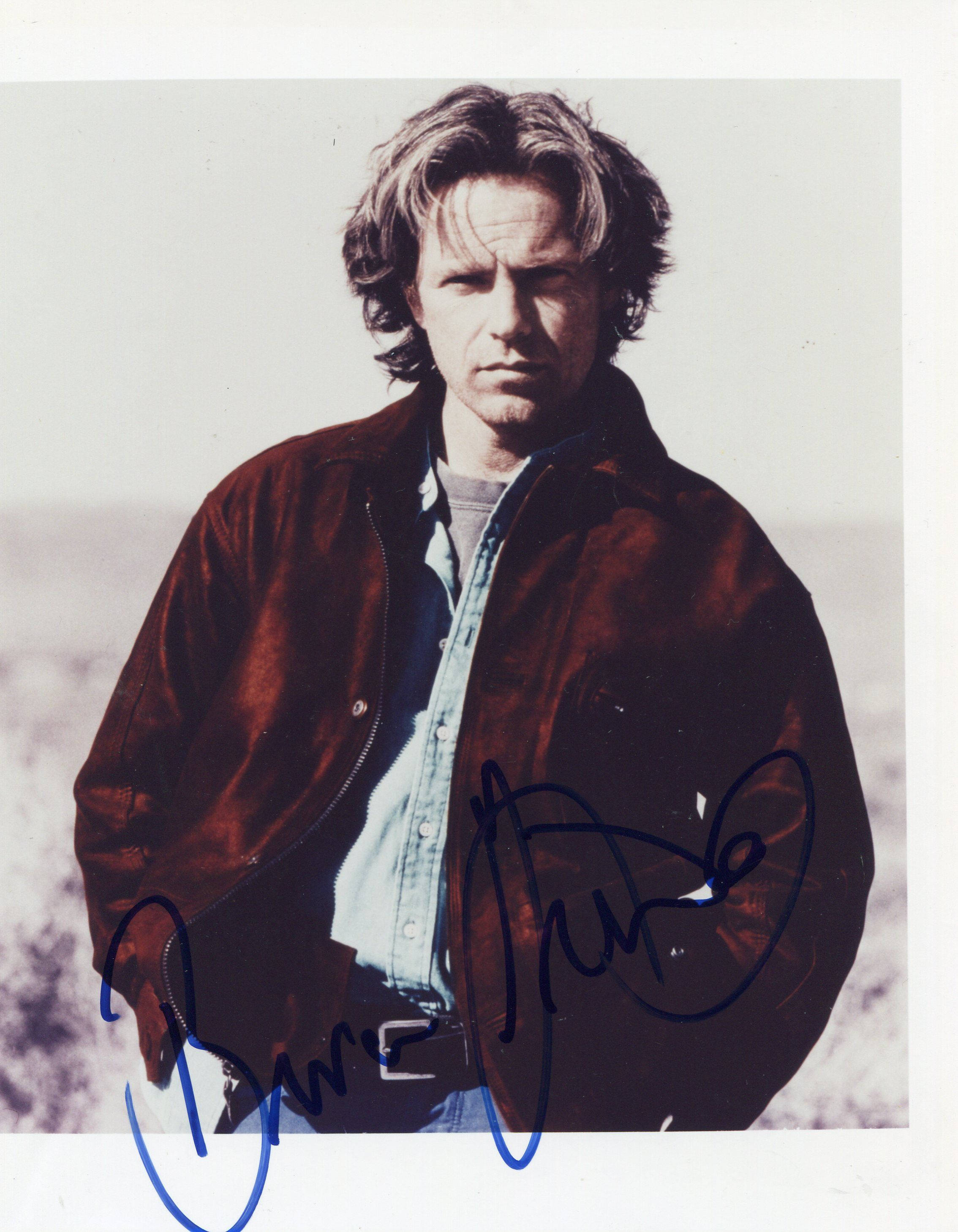 Bruce Greenwood, desert landscape, brown jacket, 2K Phone Wallpaper