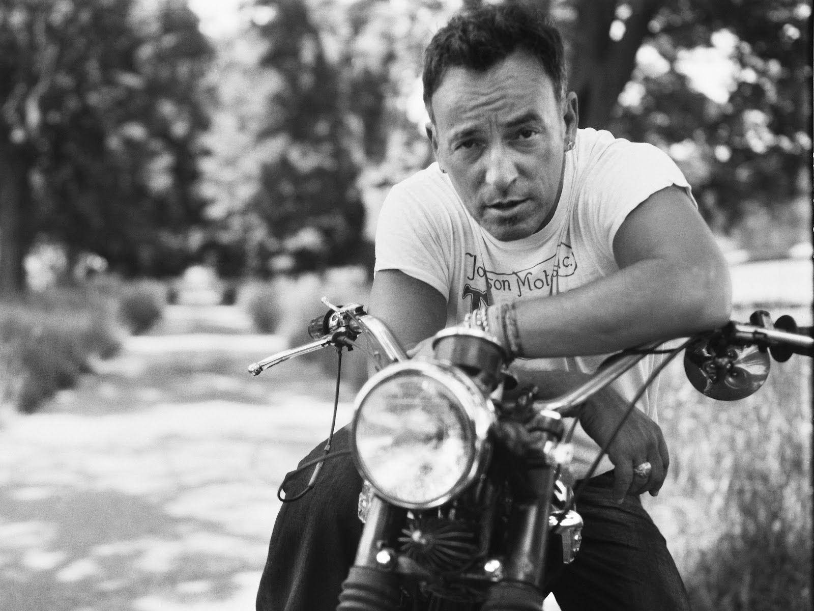 Bruce Springsteen, vintage motorcycle, sunlit park, HD Desktop Wallpaper