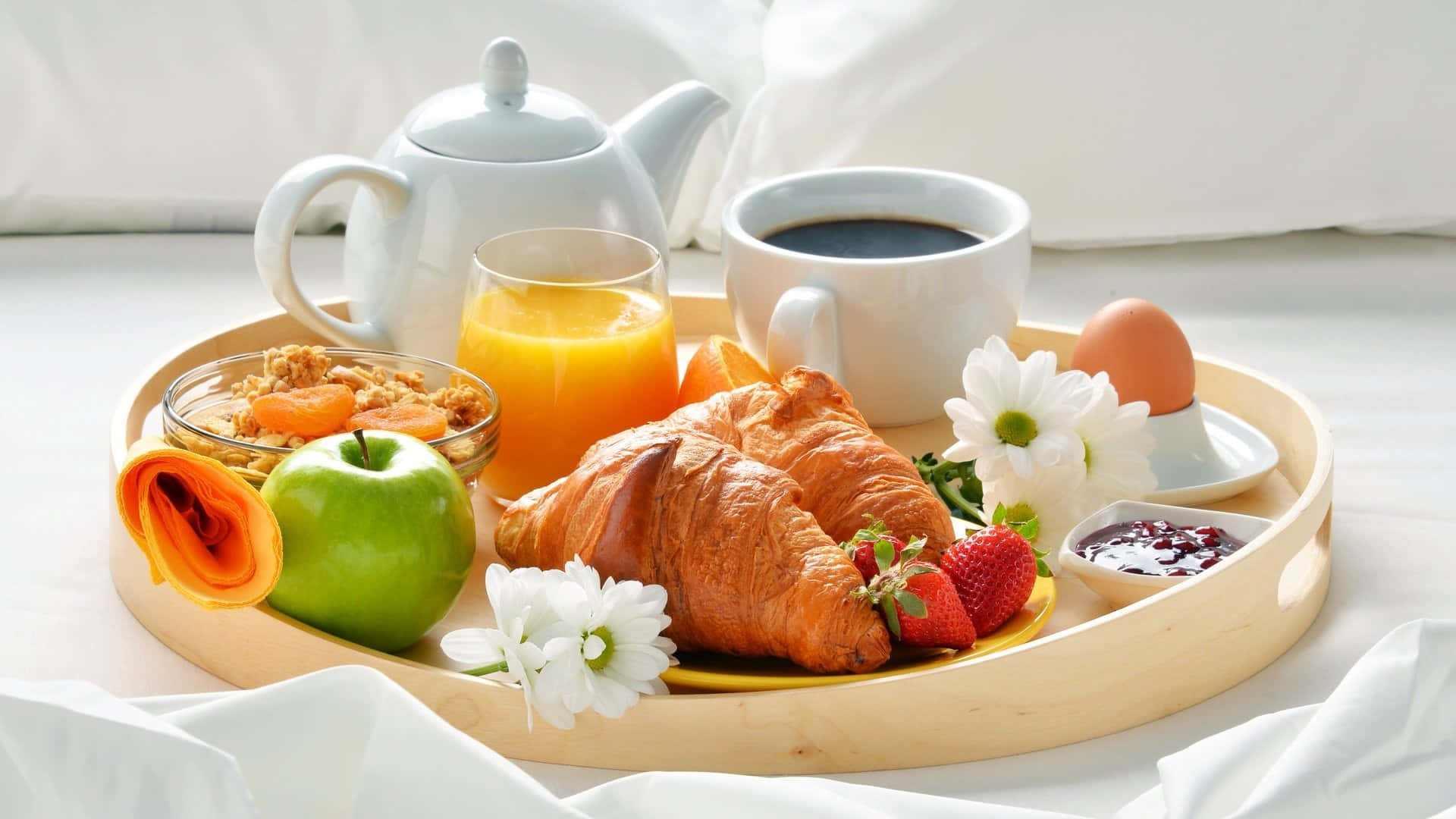 wooden tray, croissants, strawberries, Full HD Desktop Wallpaper